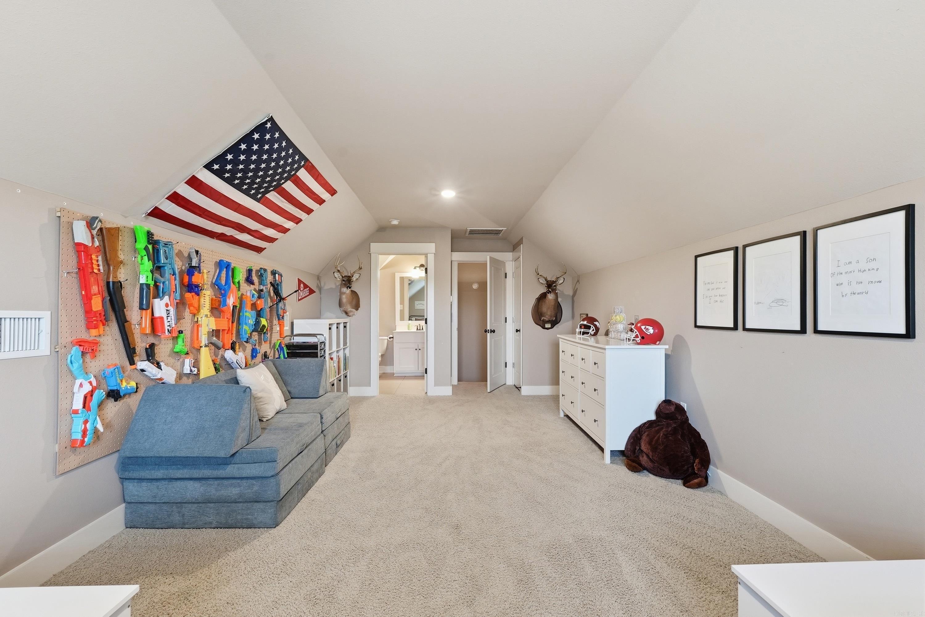 CHAPEL CREEK - Residential