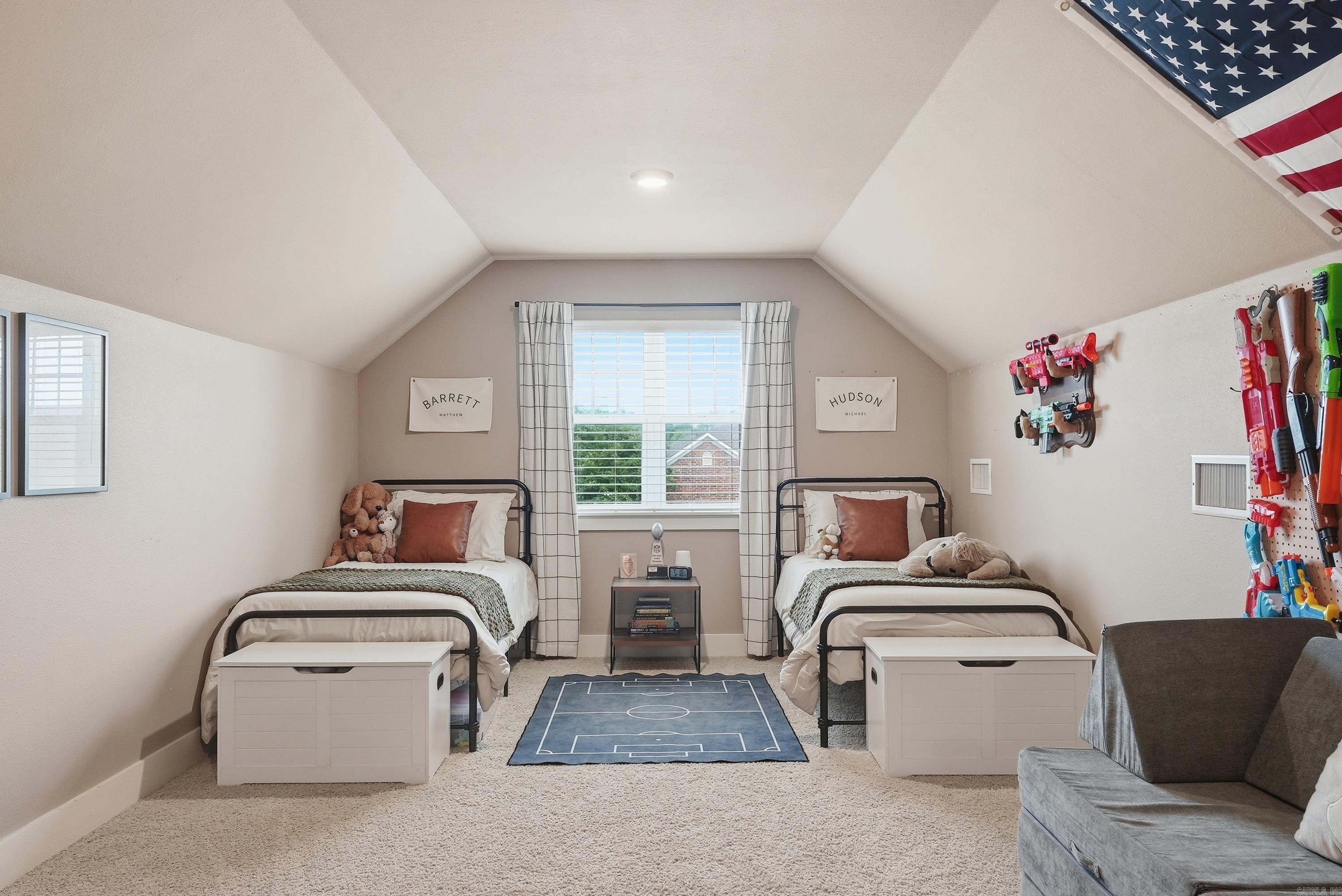 CHAPEL CREEK - Residential