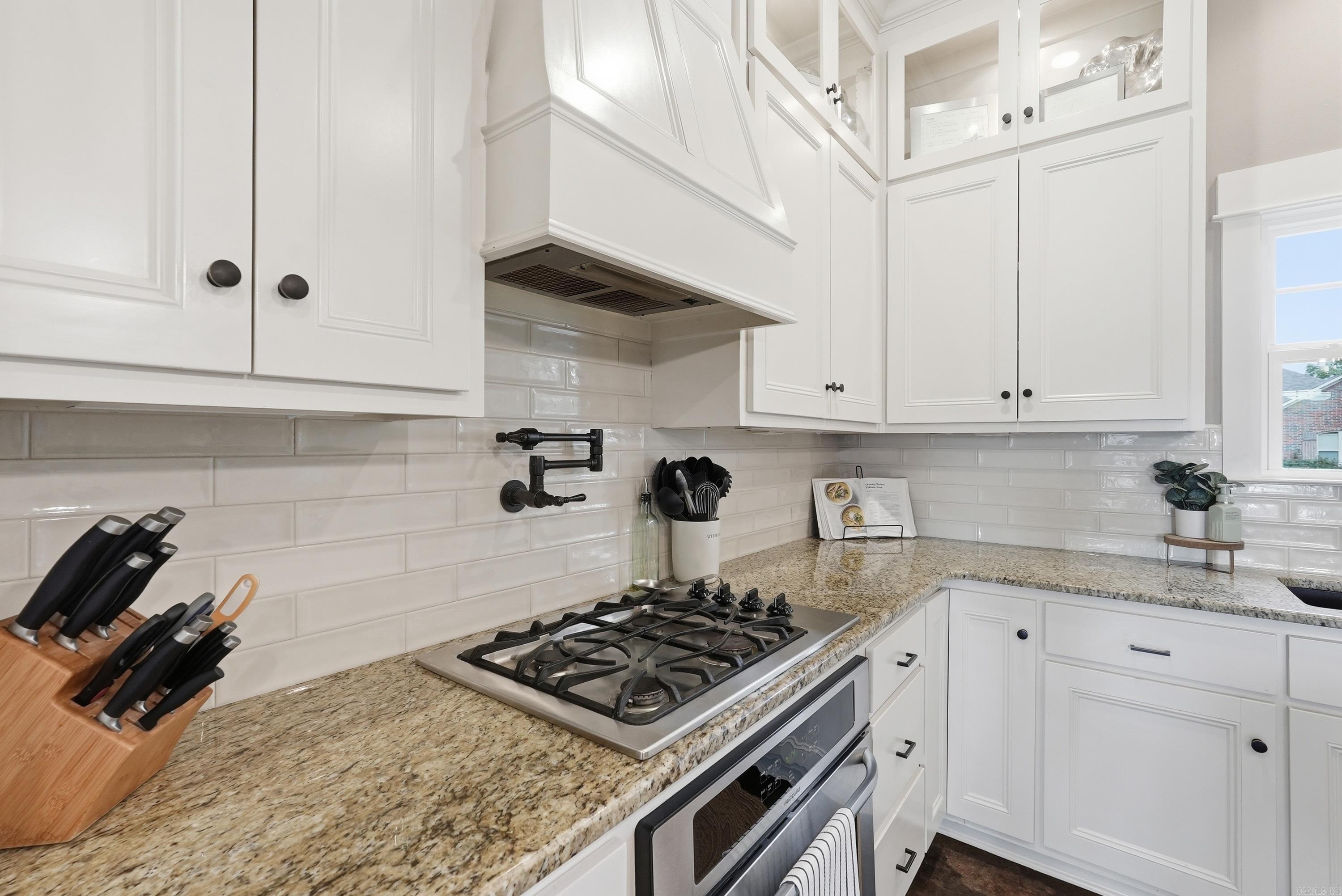 CHAPEL CREEK - Residential