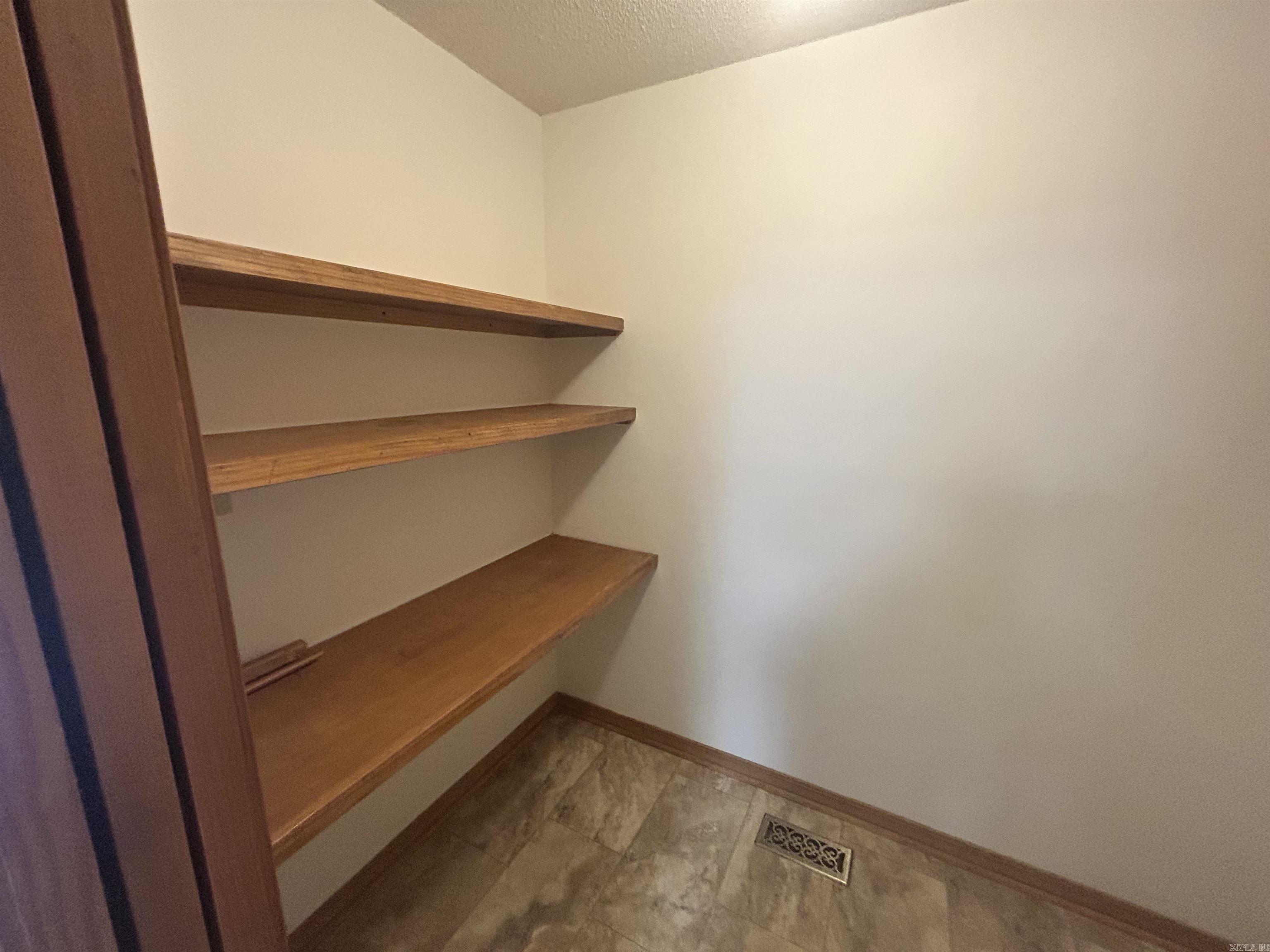 VIEWPOINT - Residential