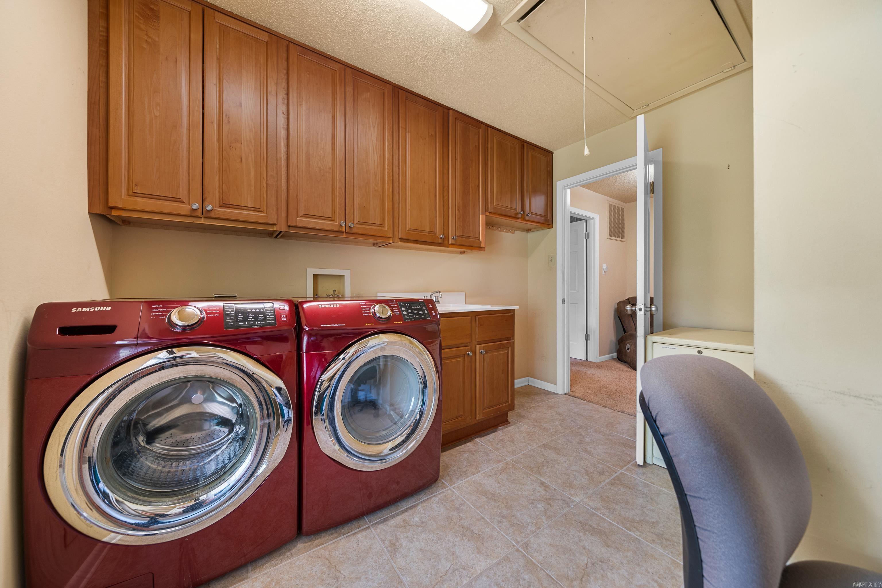 Eastgate I - Residential