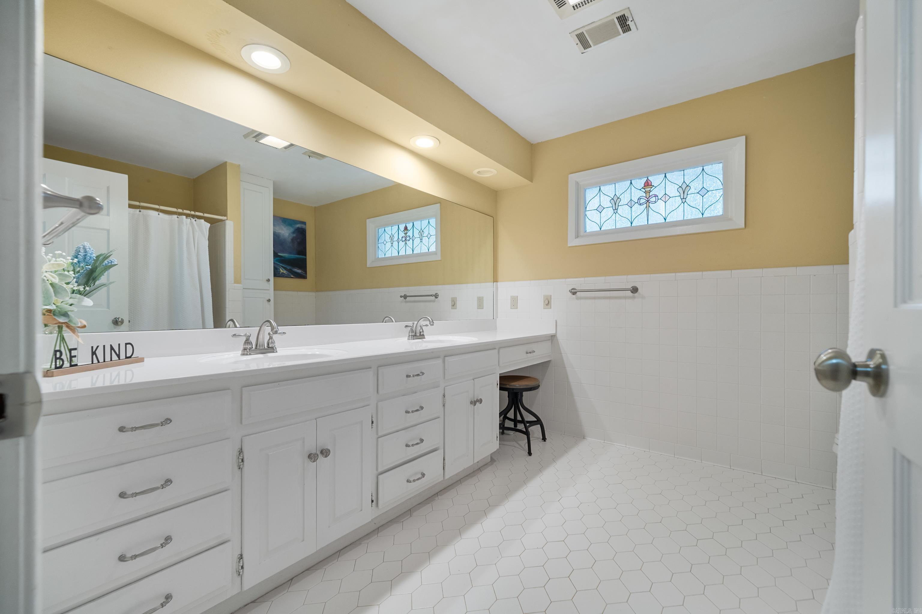 Eastgate I - Residential