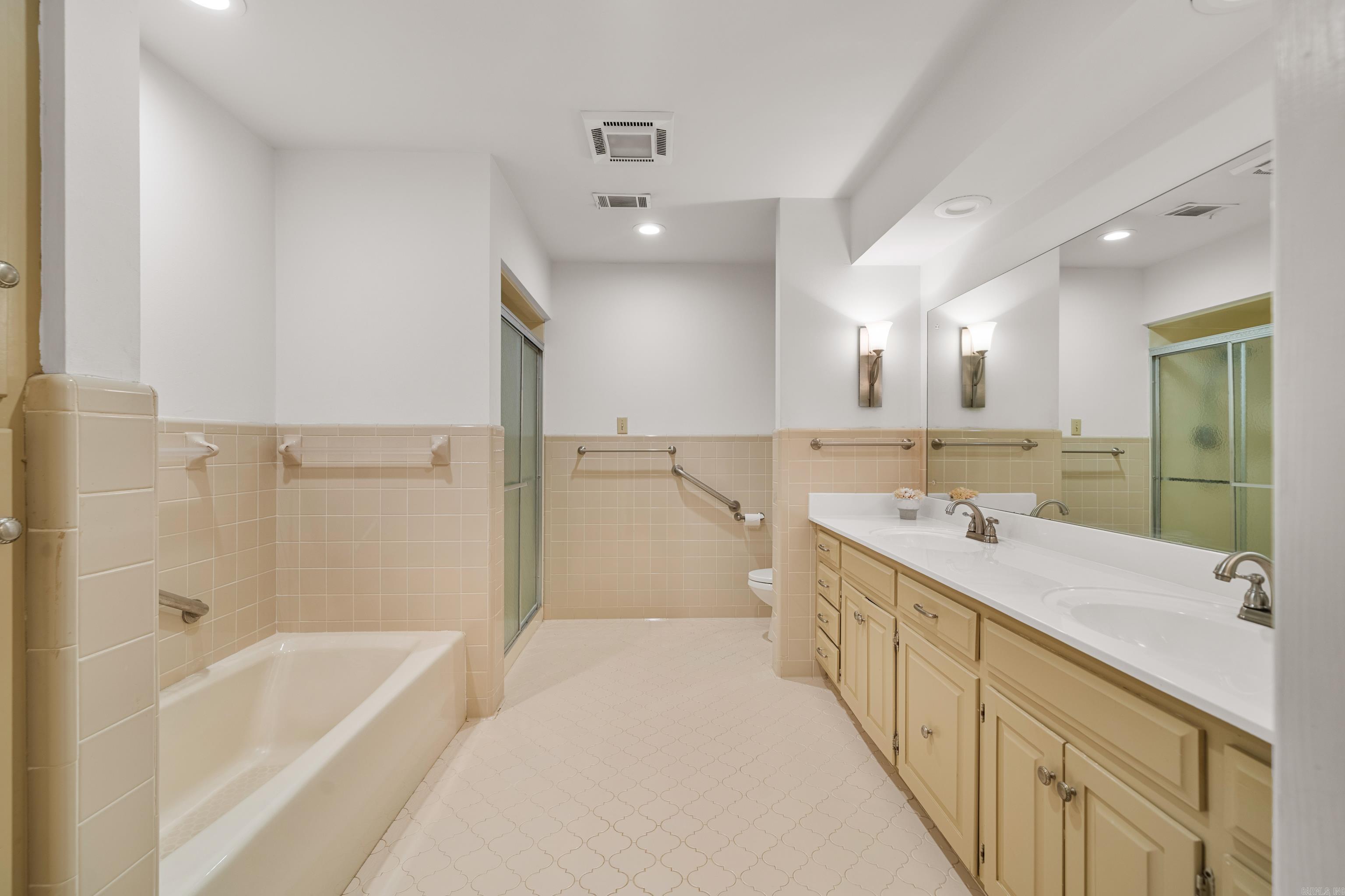 Eastgate I - Residential