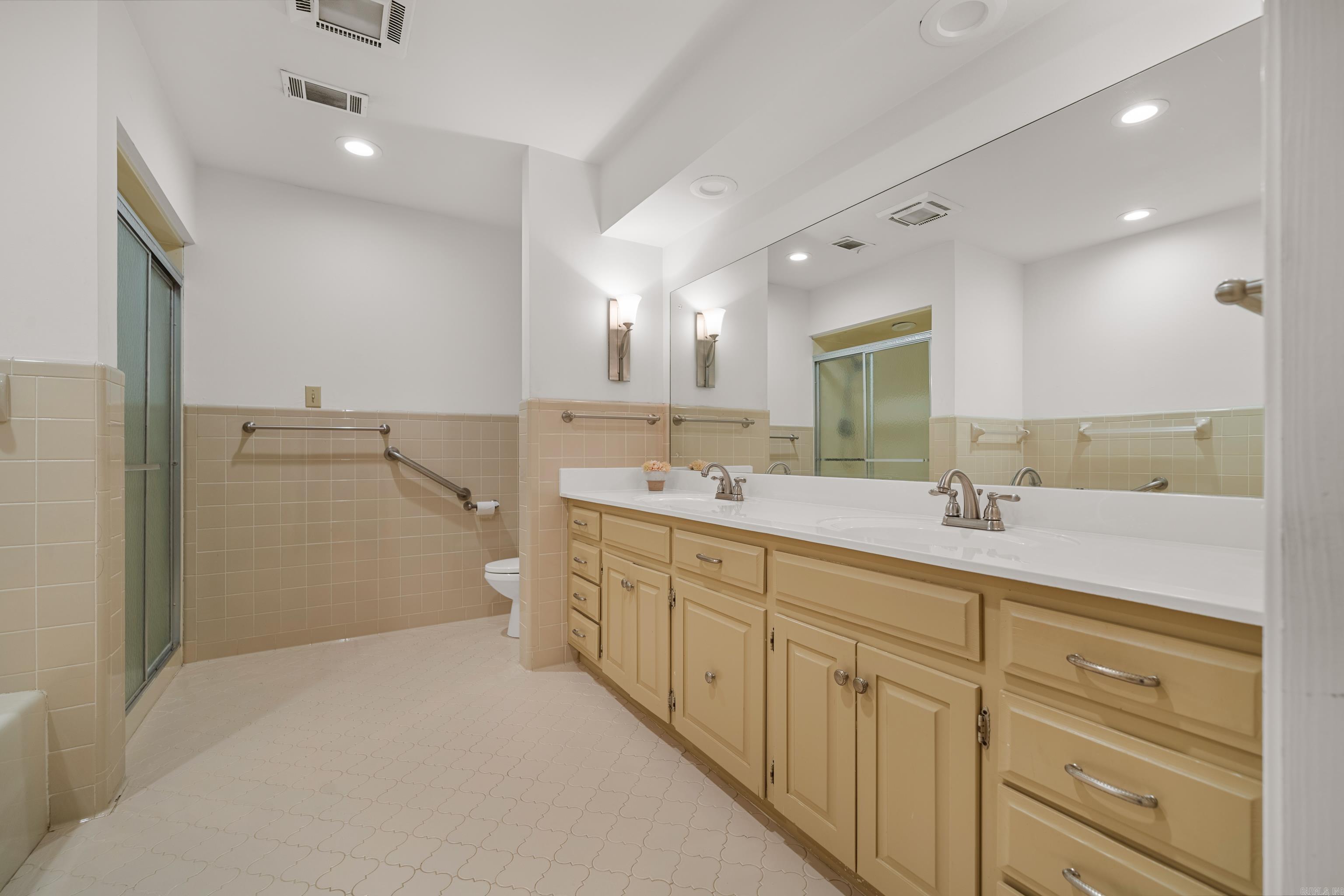 Eastgate I - Residential
