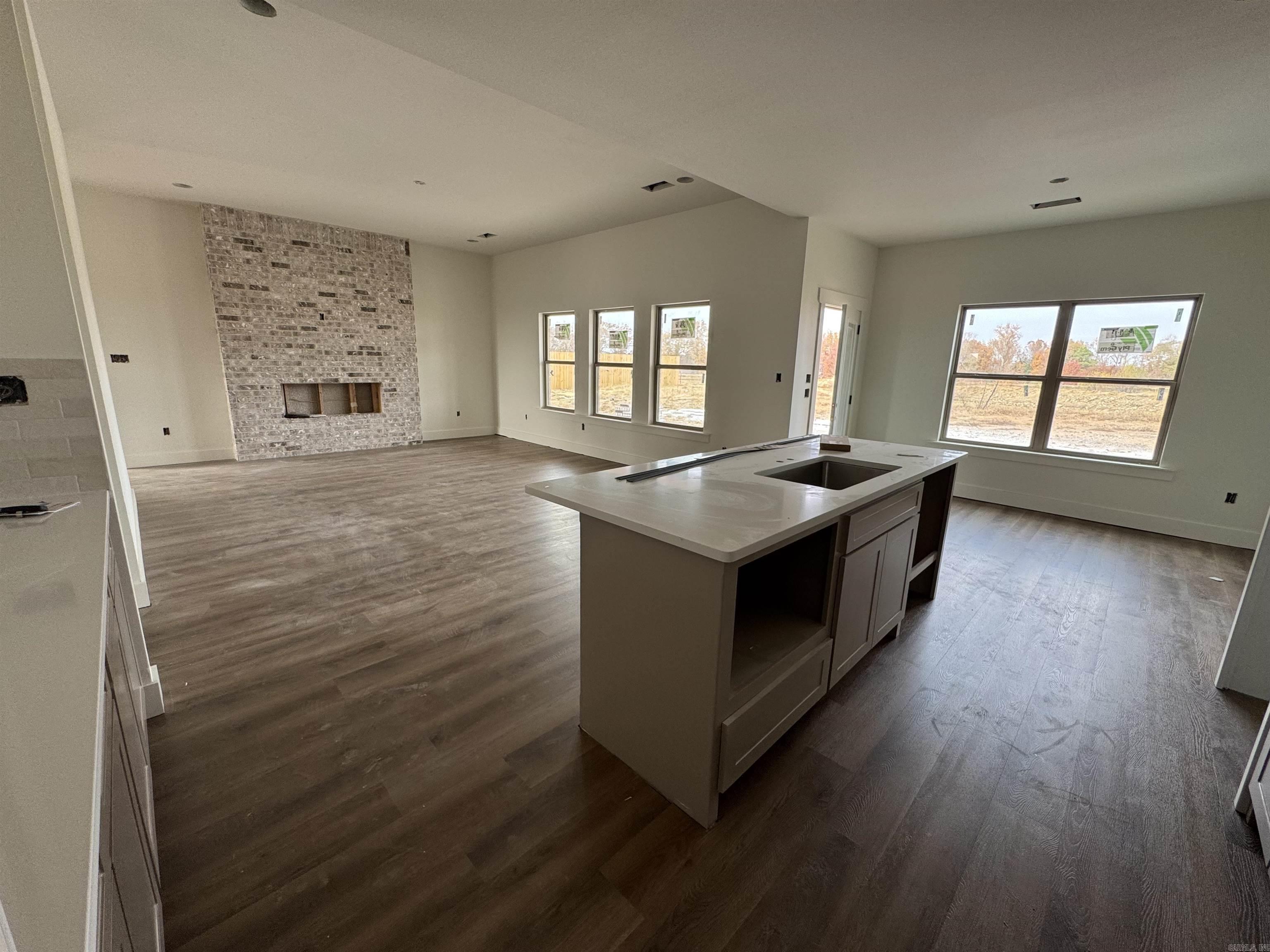 HIDDEN VALLEY ESTATES - Residential