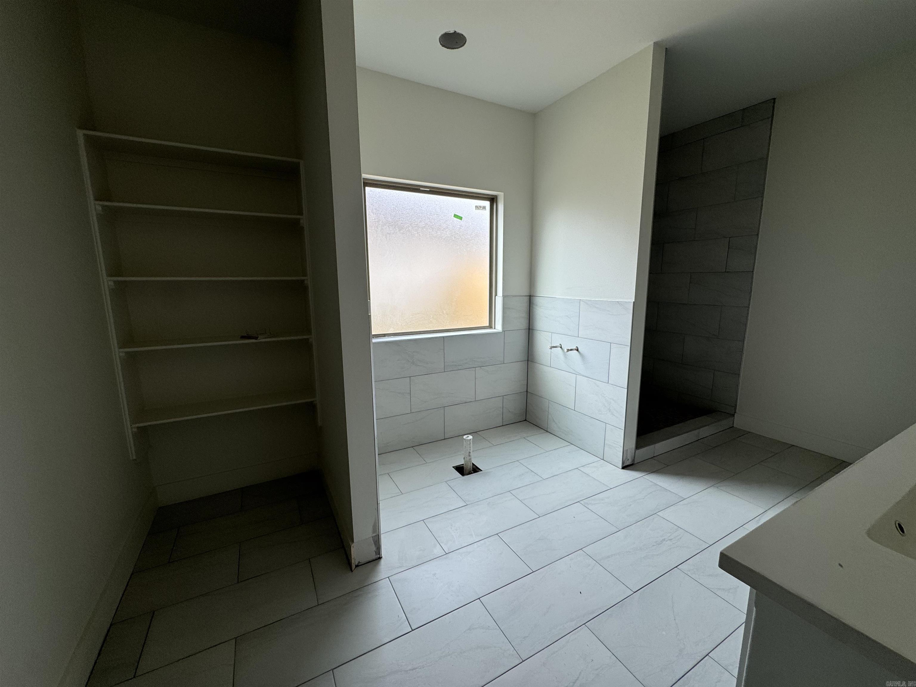 HIDDEN VALLEY ESTATES - Residential