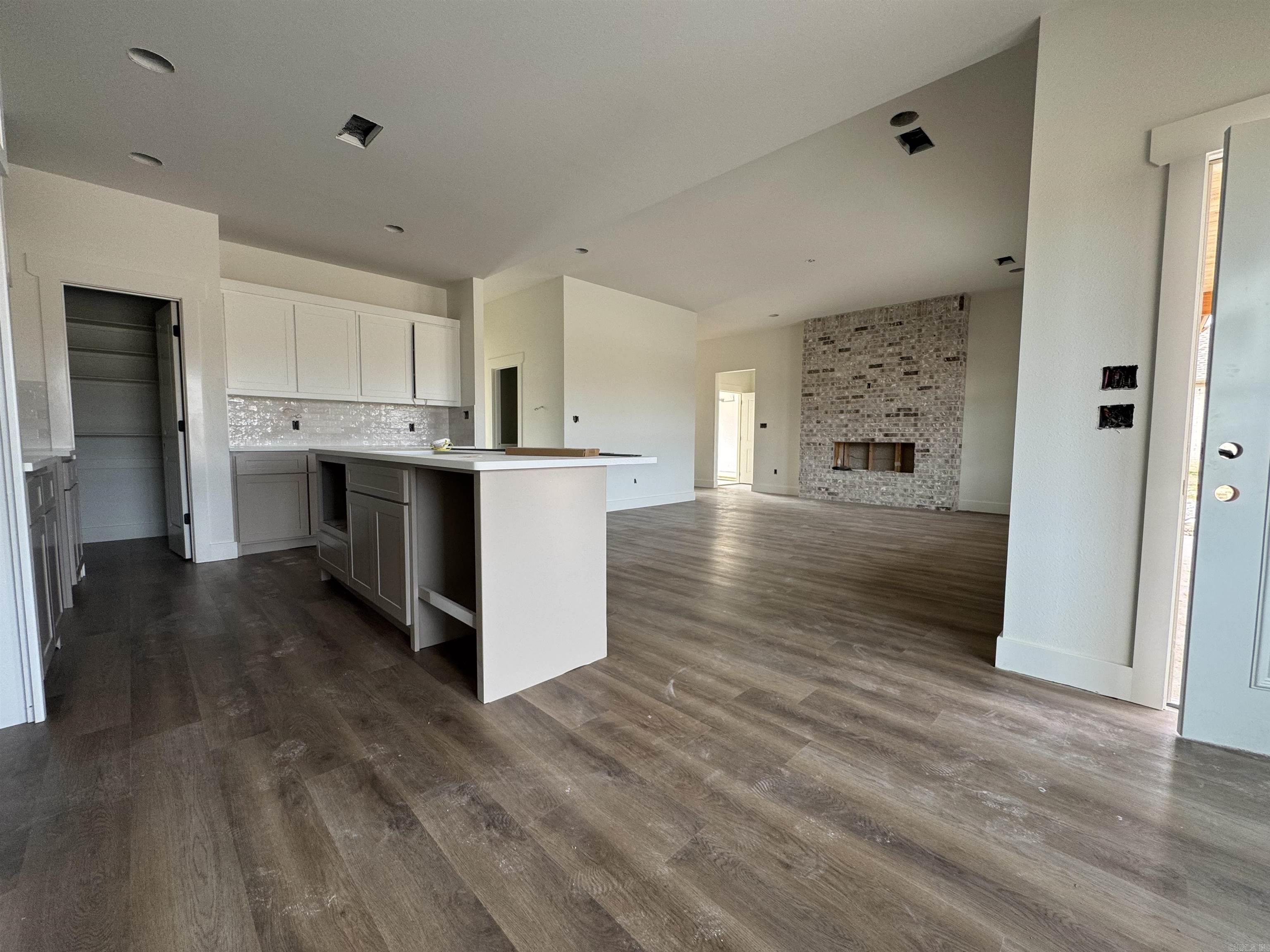 HIDDEN VALLEY ESTATES - Residential