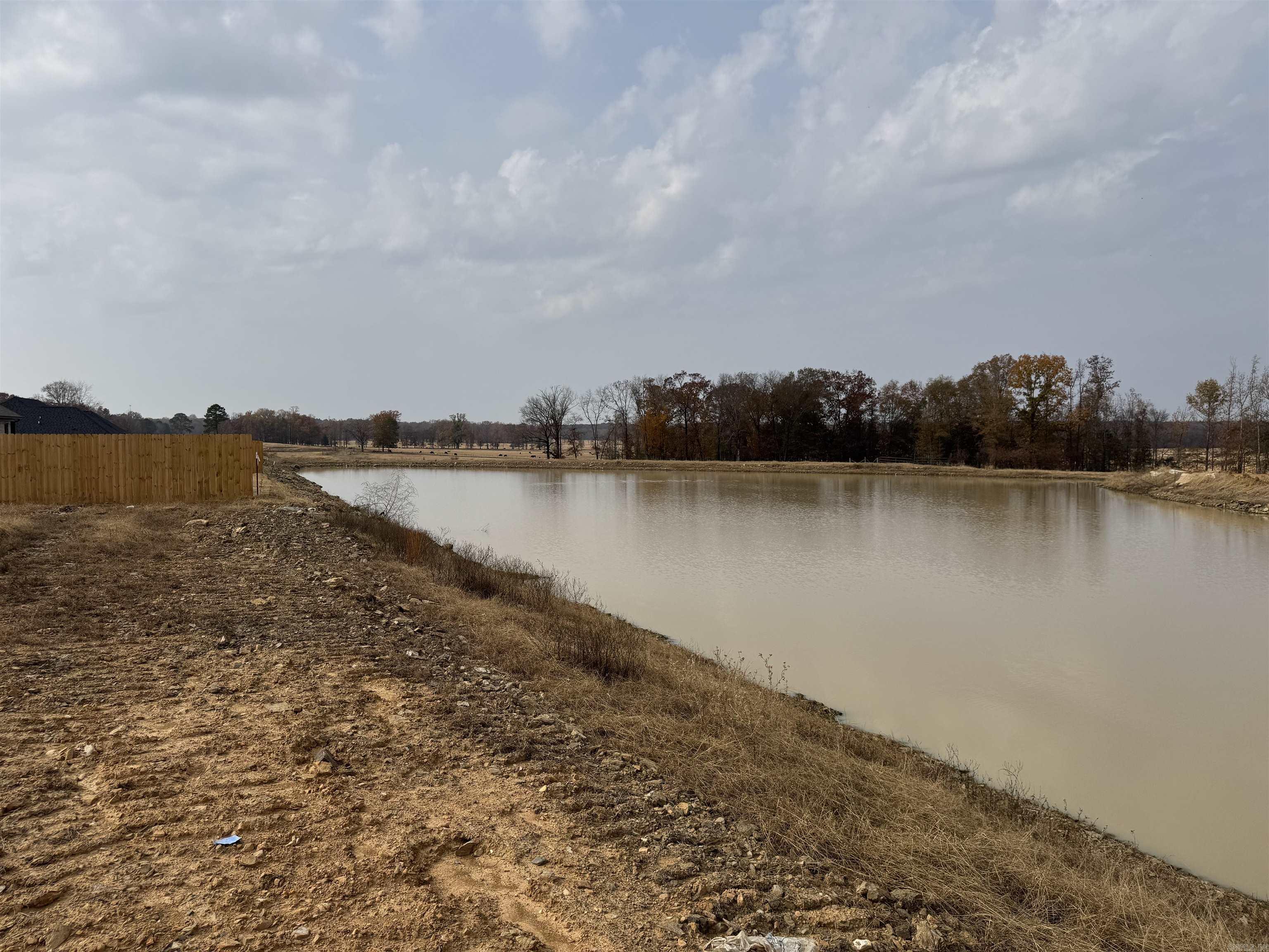 HIDDEN VALLEY ESTATES - Residential