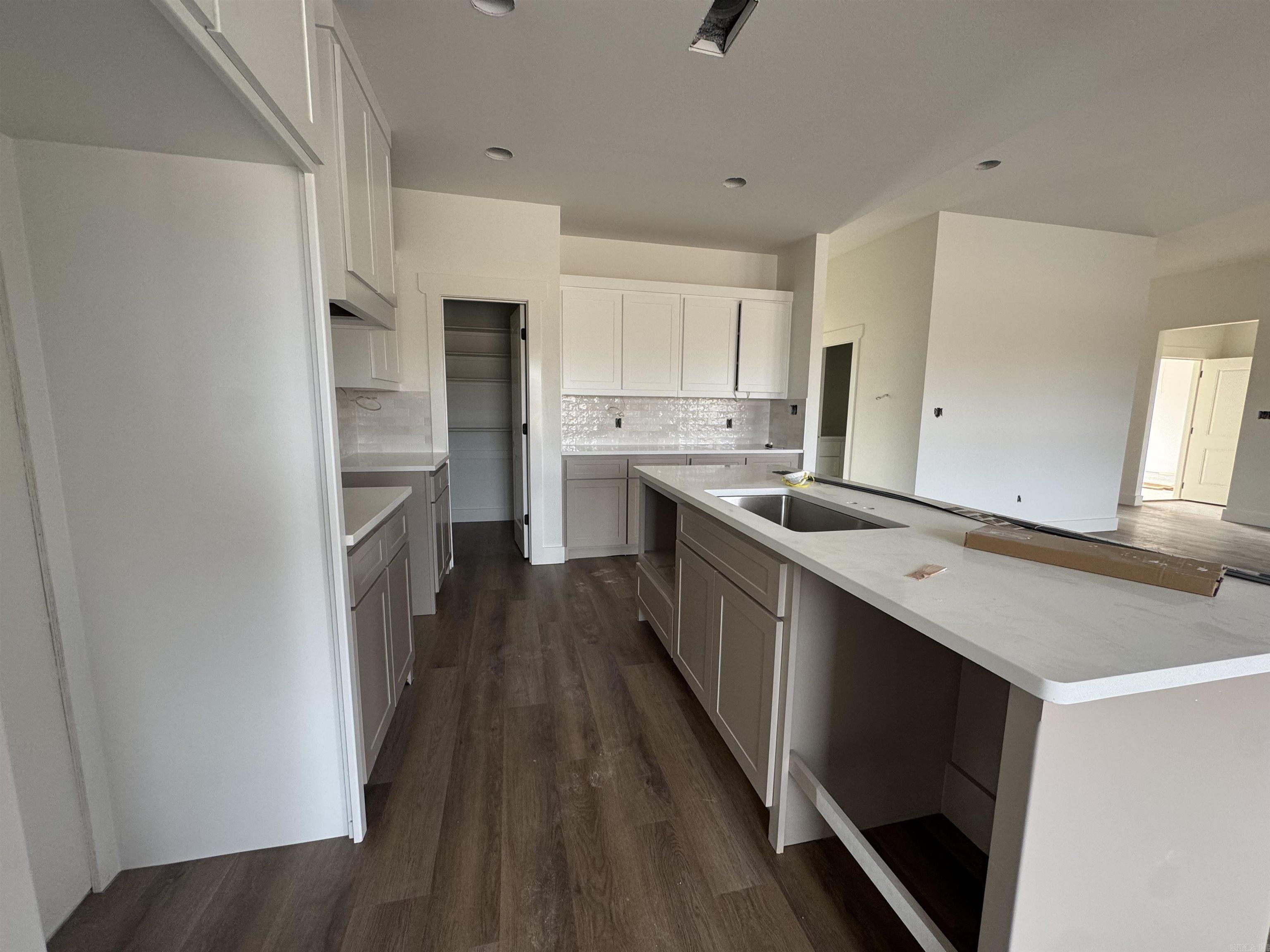 HIDDEN VALLEY ESTATES - Residential