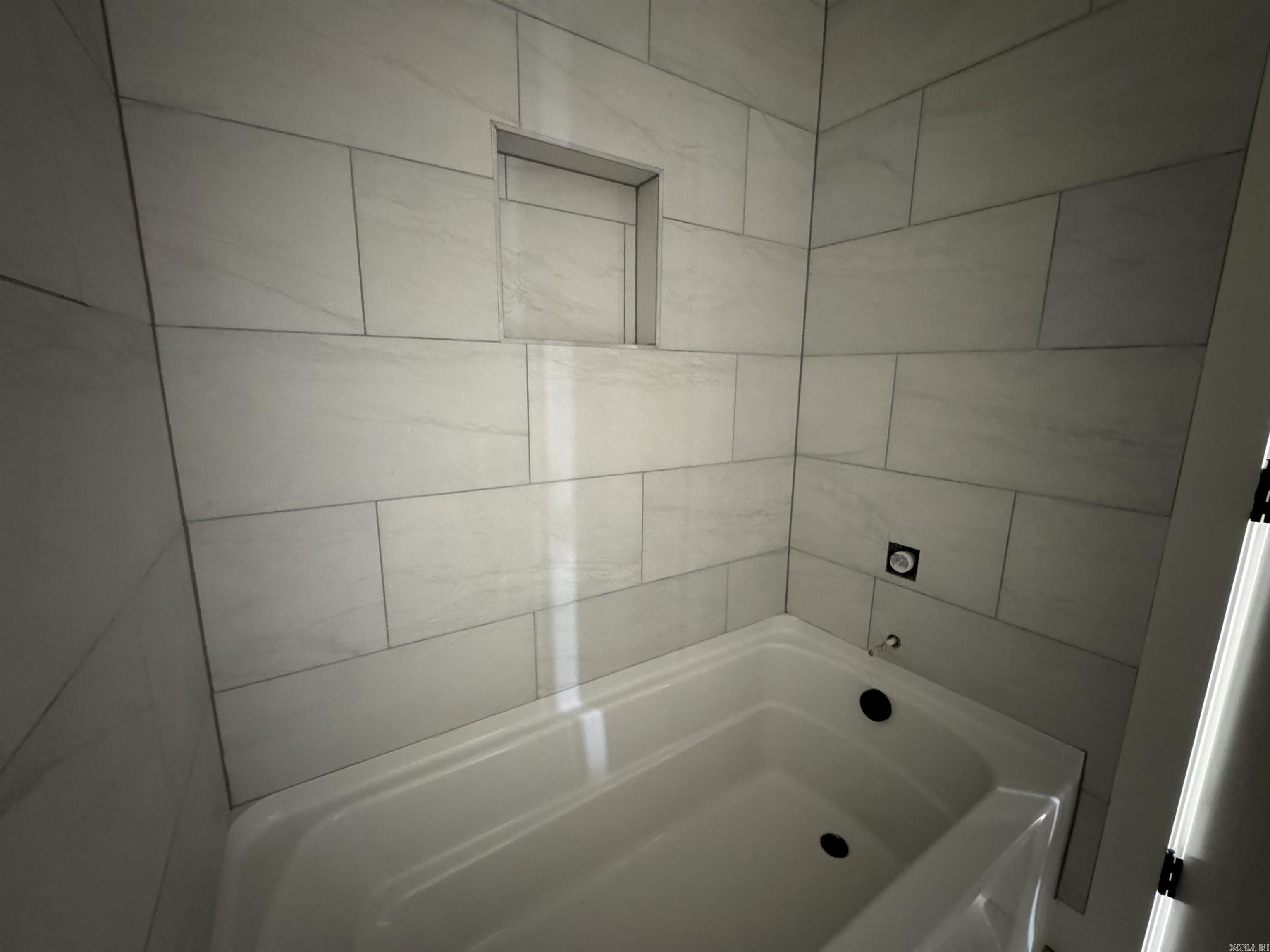 HIDDEN VALLEY ESTATES - Residential