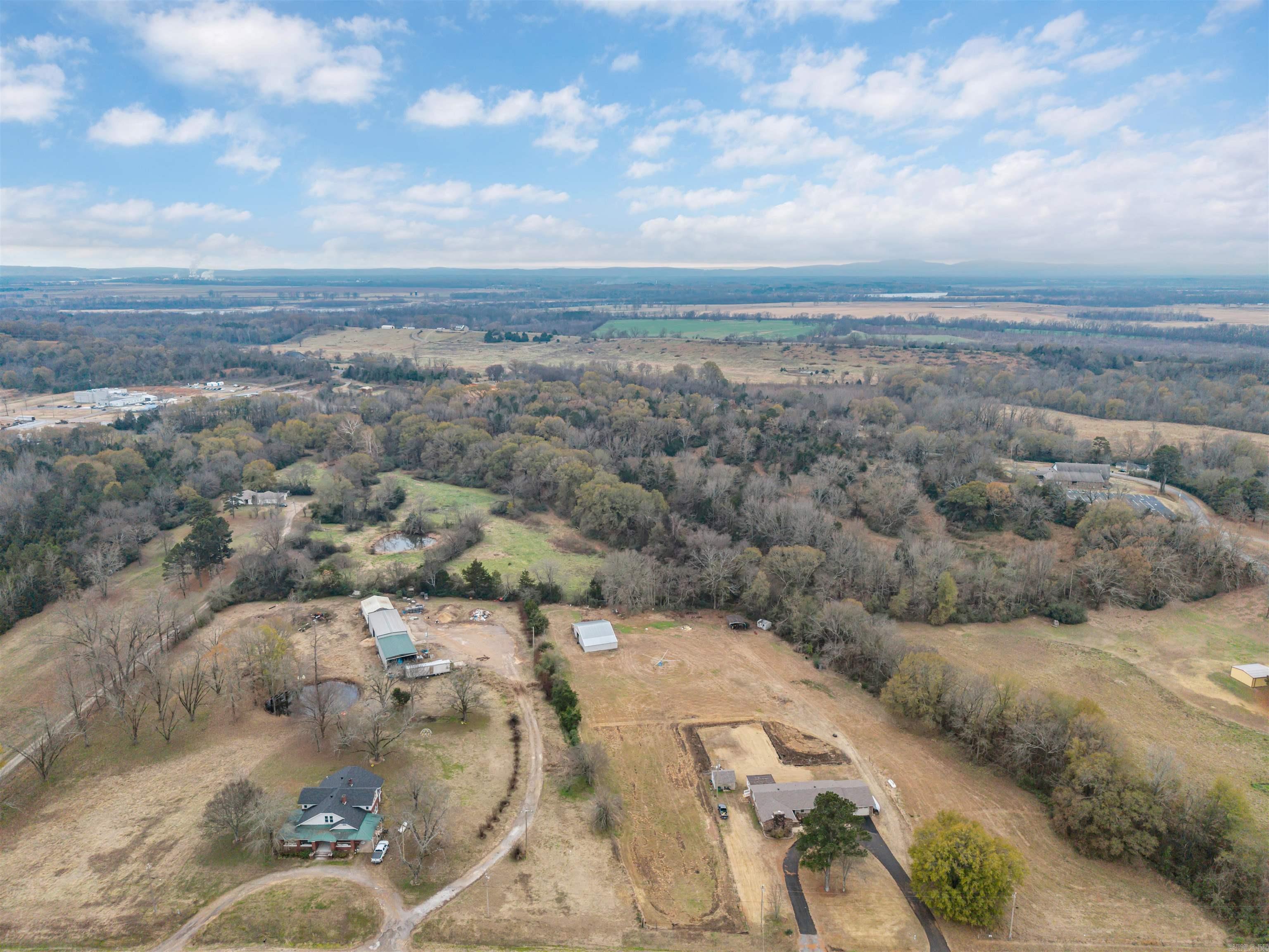 Metes & Bounds - Land