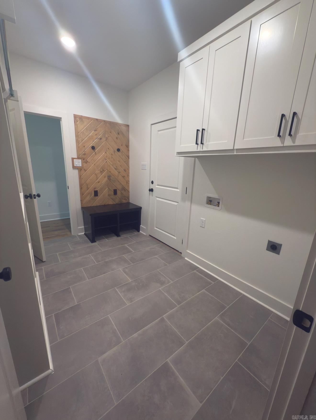SPENCER CROSSING LLC - Residential
