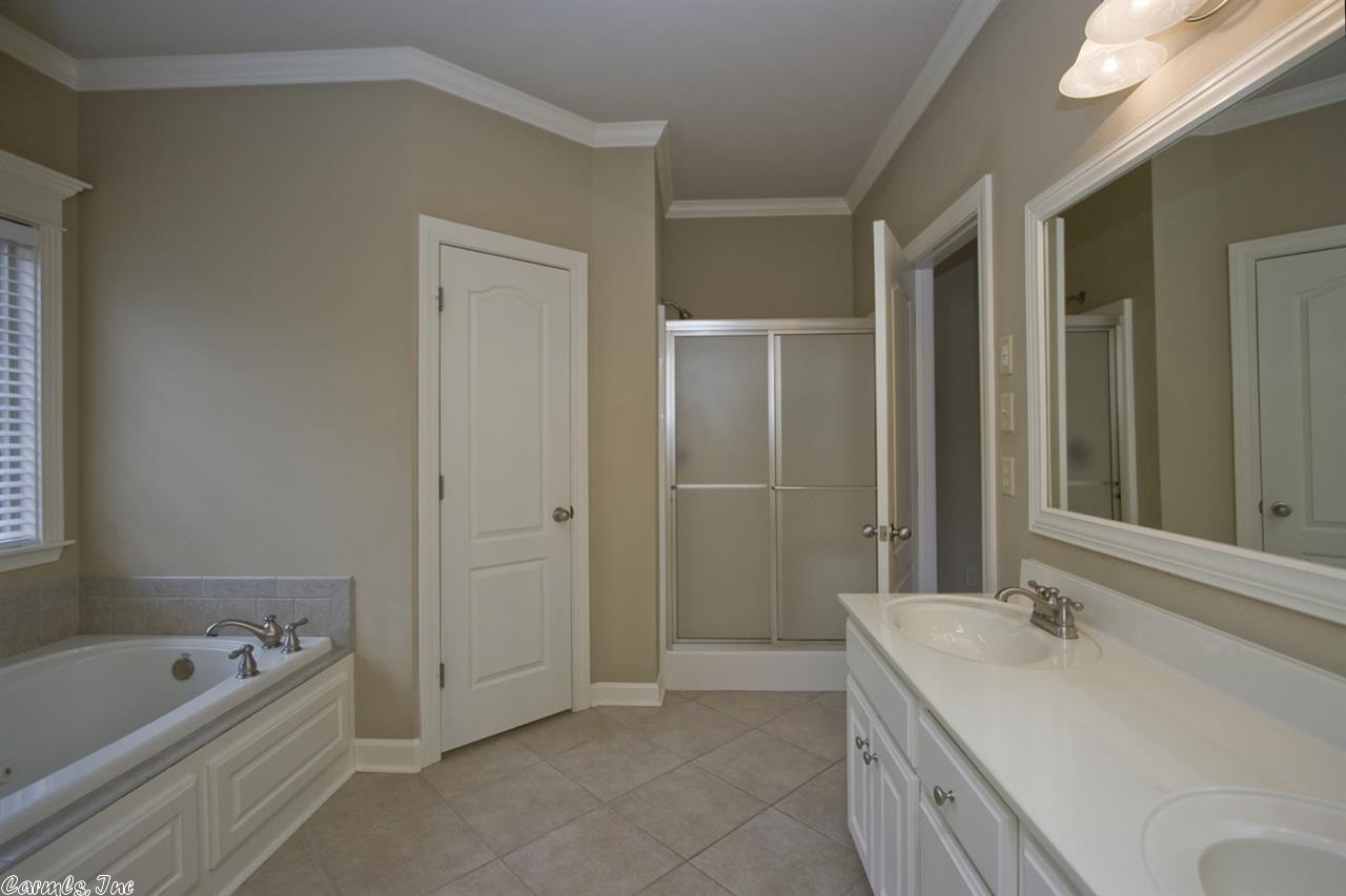 MILLERS CROSSING - Residential