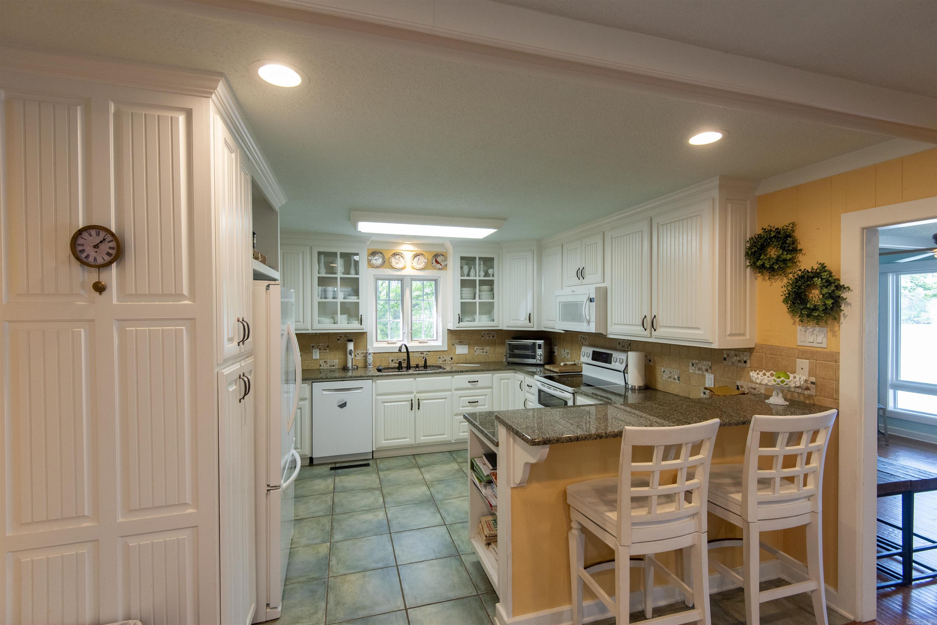 GLENMERE CLUB - Residential