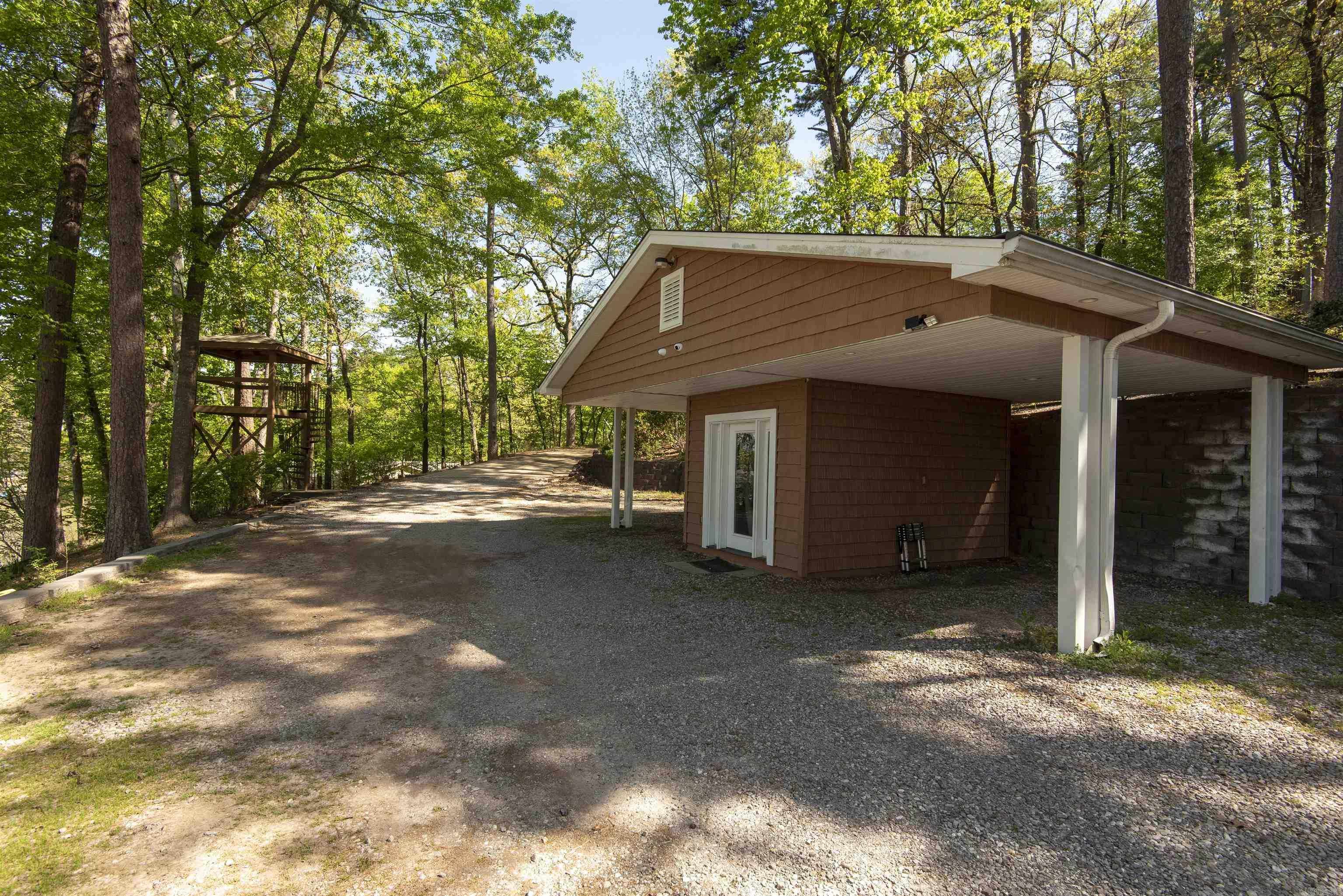 GLENMERE CLUB - Residential