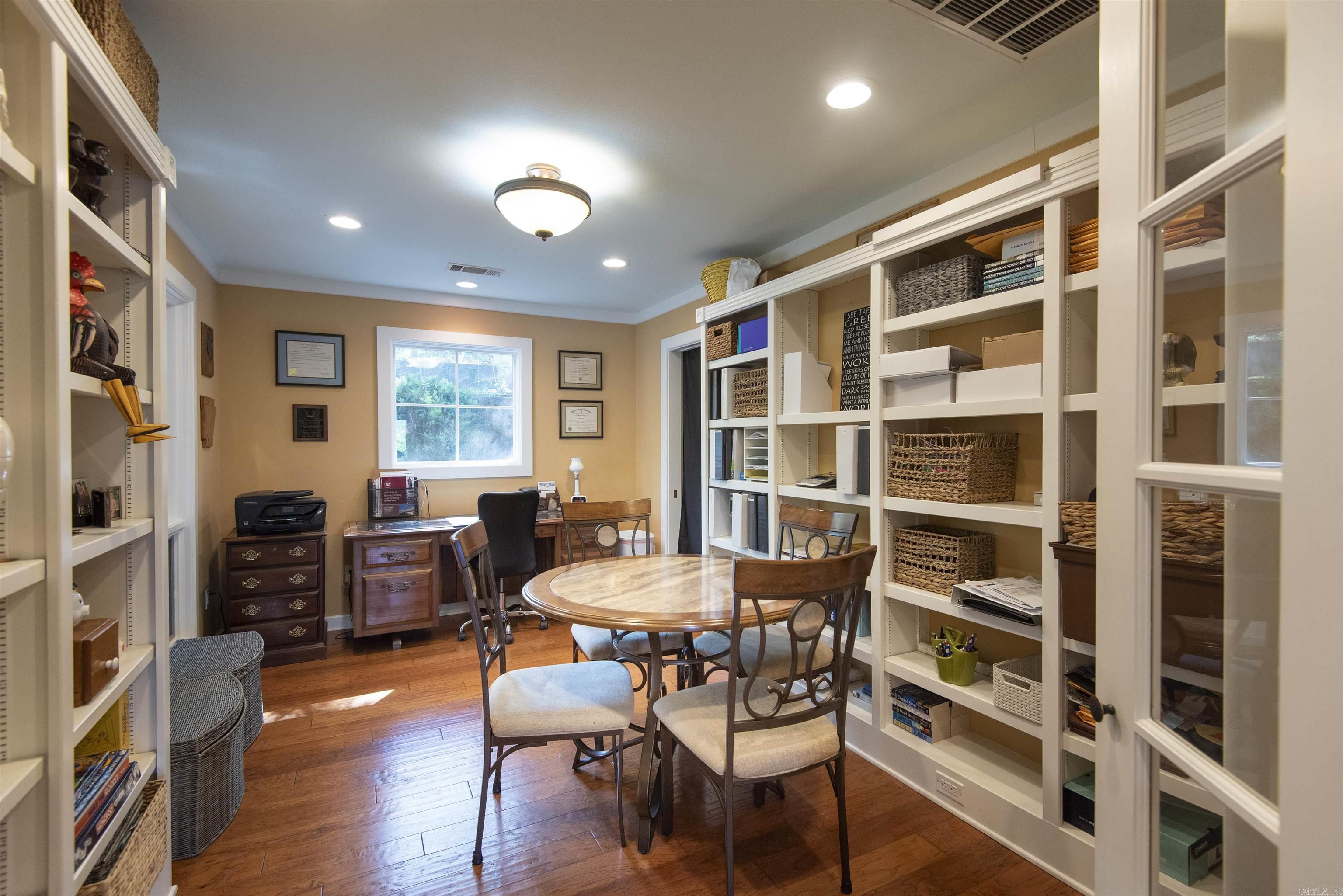 GLENMERE CLUB - Residential