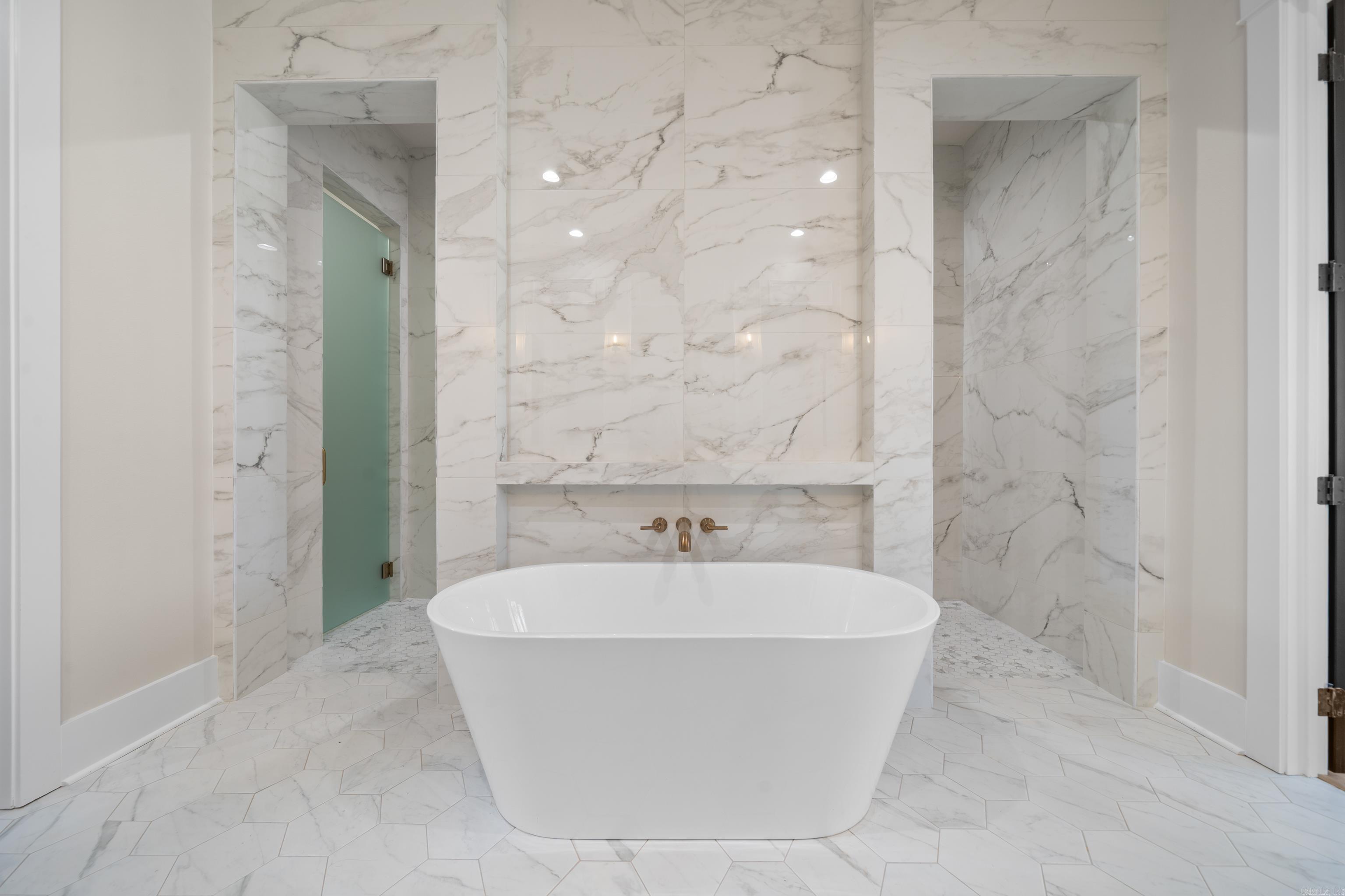 ARLINGTON PARK - Residential