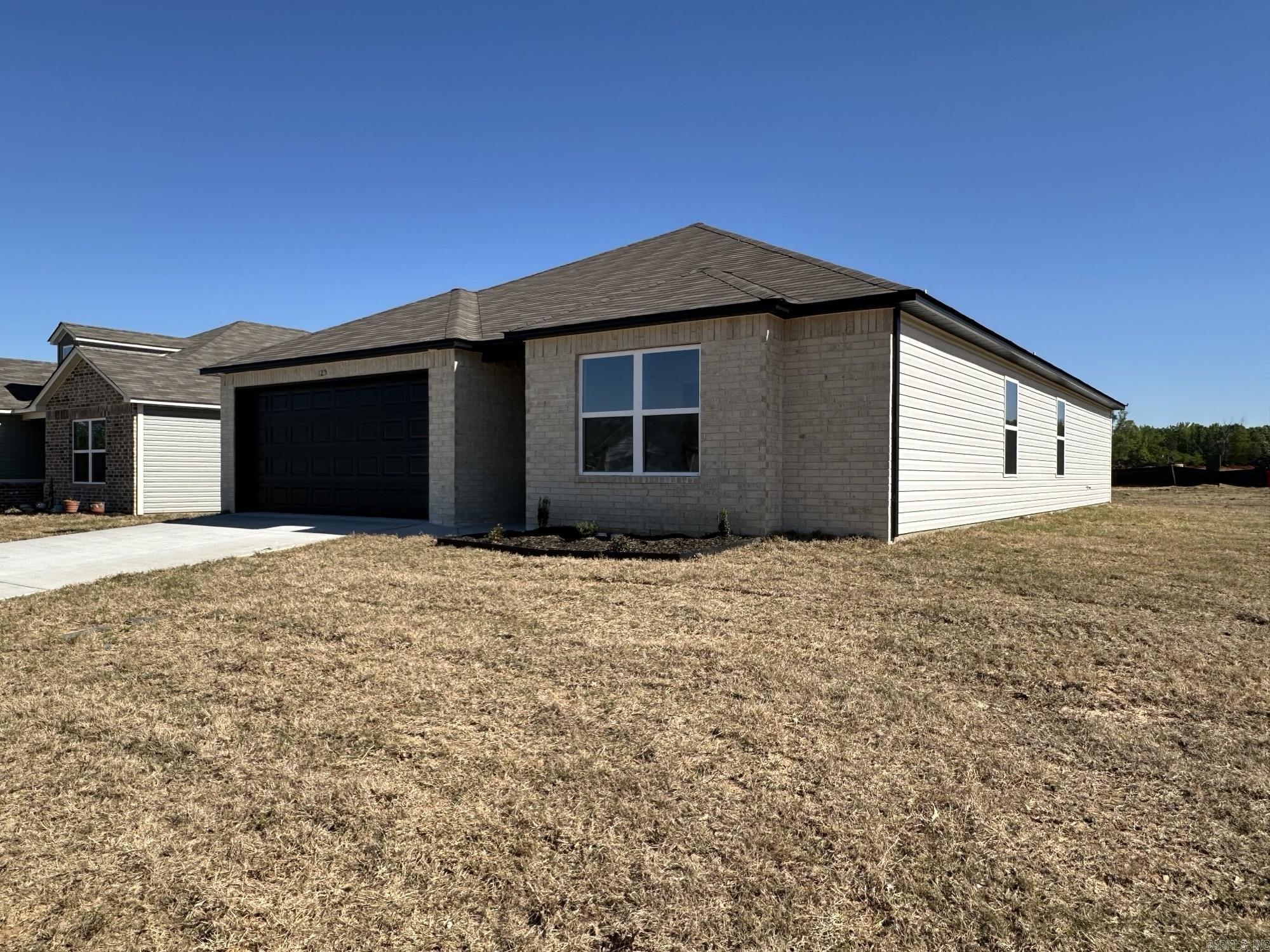 STAGECOACH MEADOWS - Residential