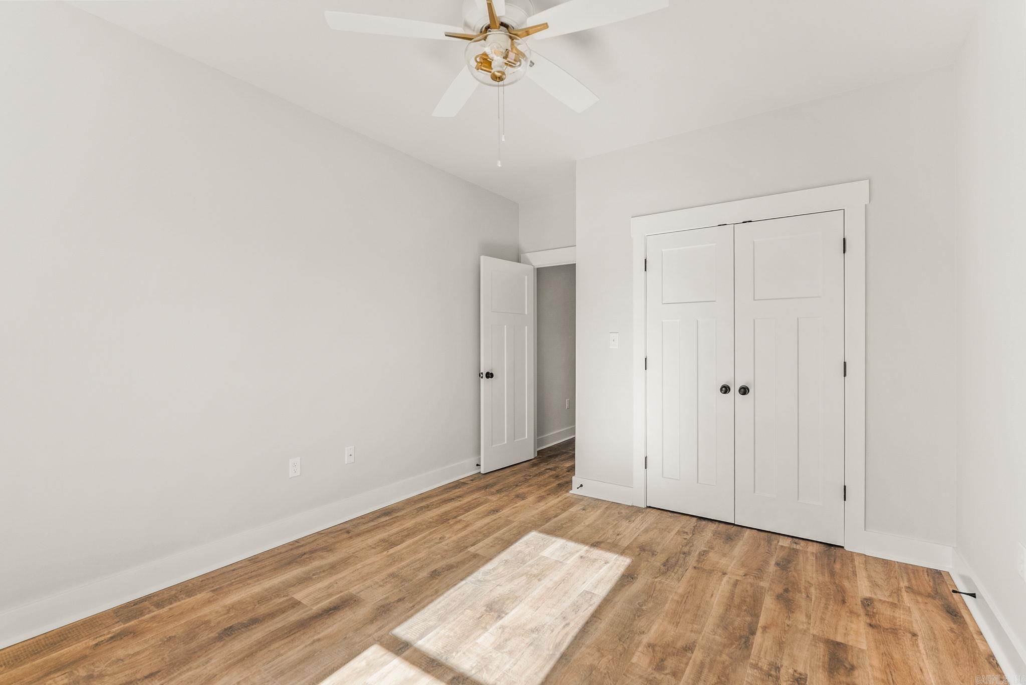 EAST MEADOW - Residential