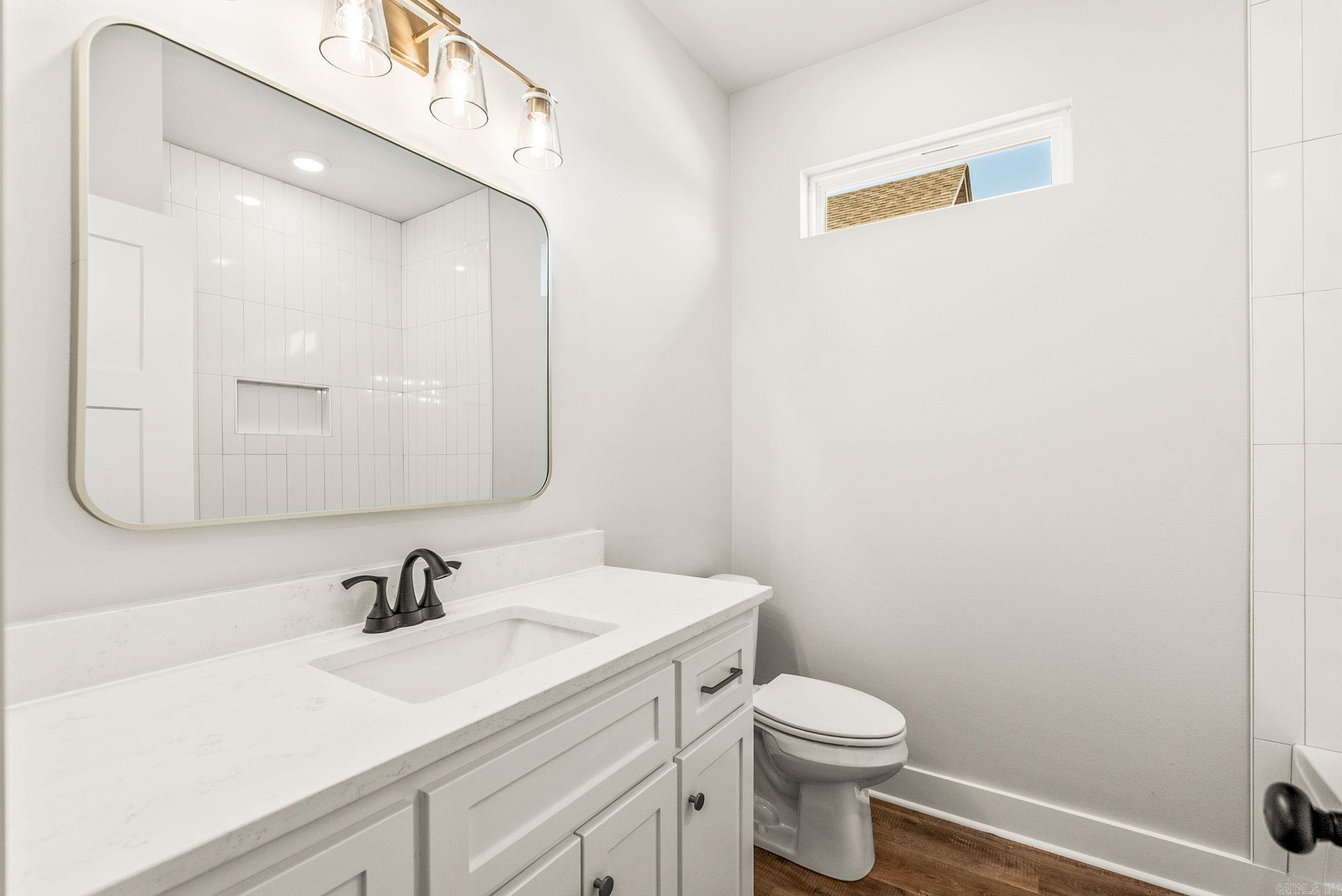 EAST MEADOW - Residential