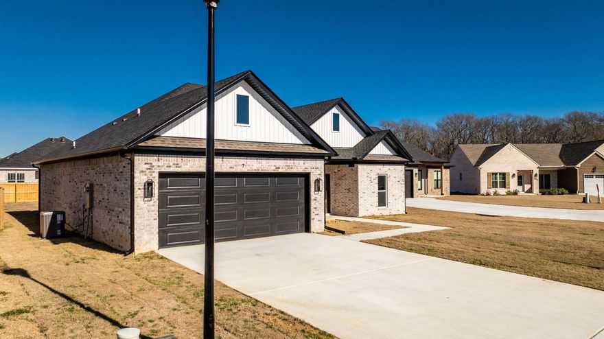 Beautiful quality built new construction home. many upgrades and features. Large island, custom cabinets.  Taxes are for lot only