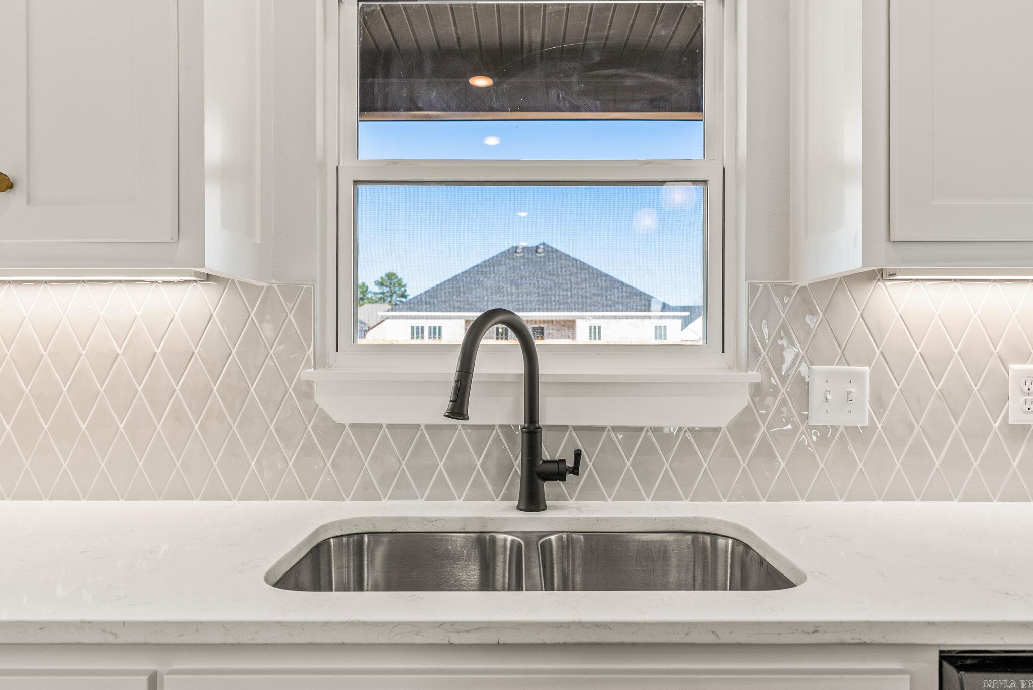 EAST MEADOW - Residential