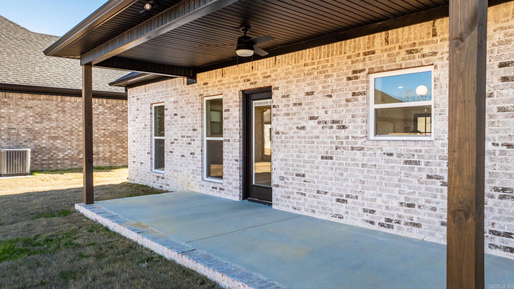 EAST MEADOW - Residential