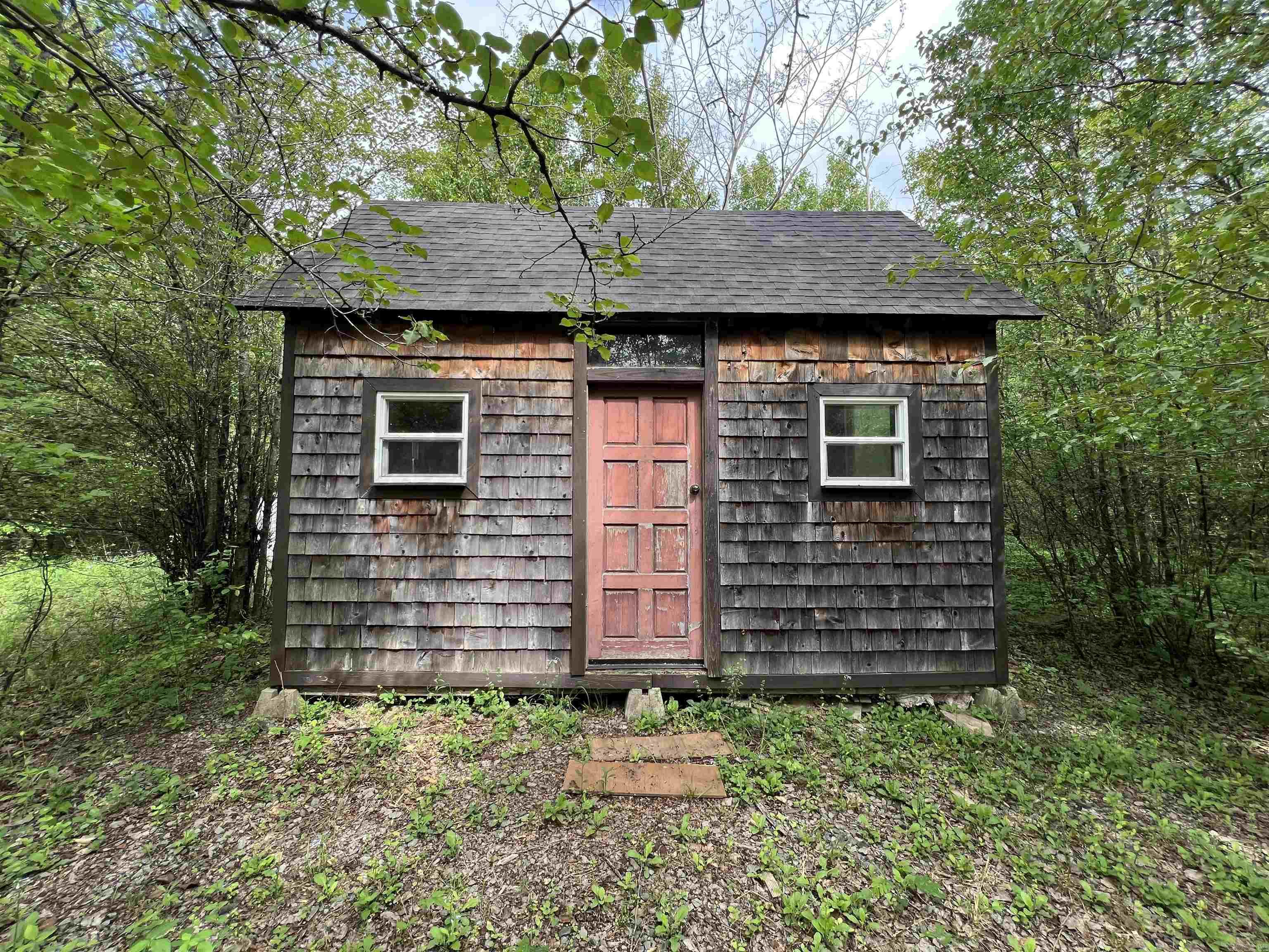 Higginson Outlots - Land