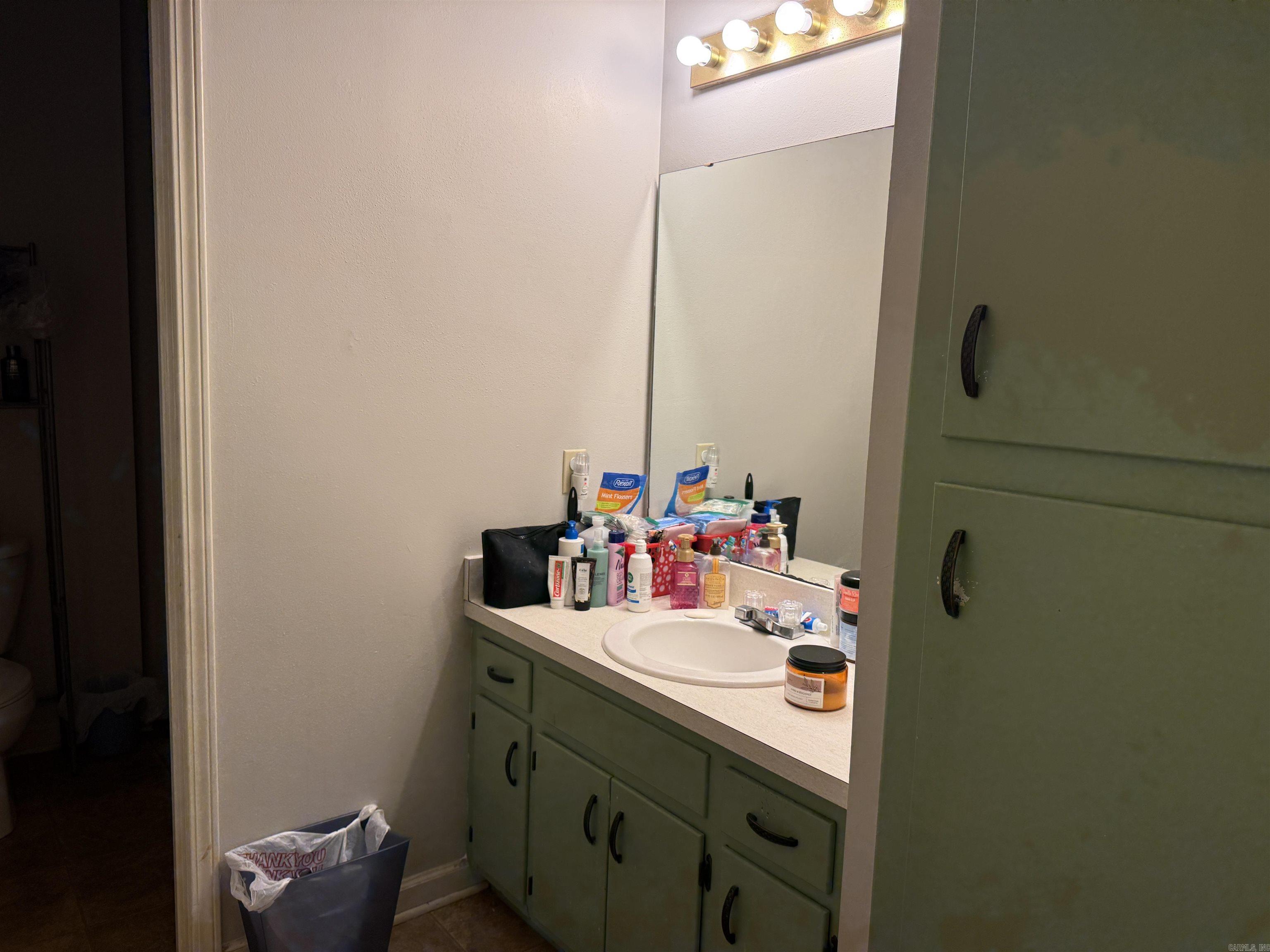 INDIAN HILLS PHASE - Residential