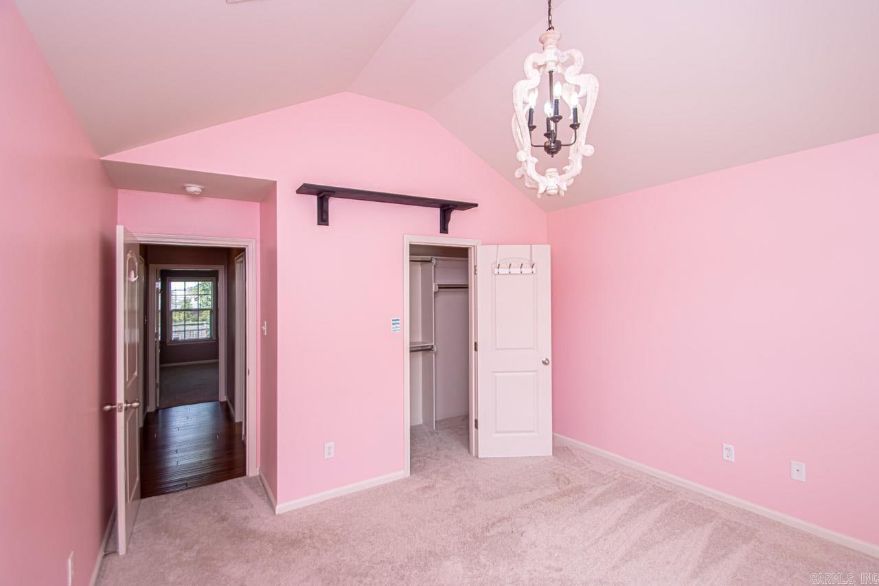 HERITAGE FARM - Residential