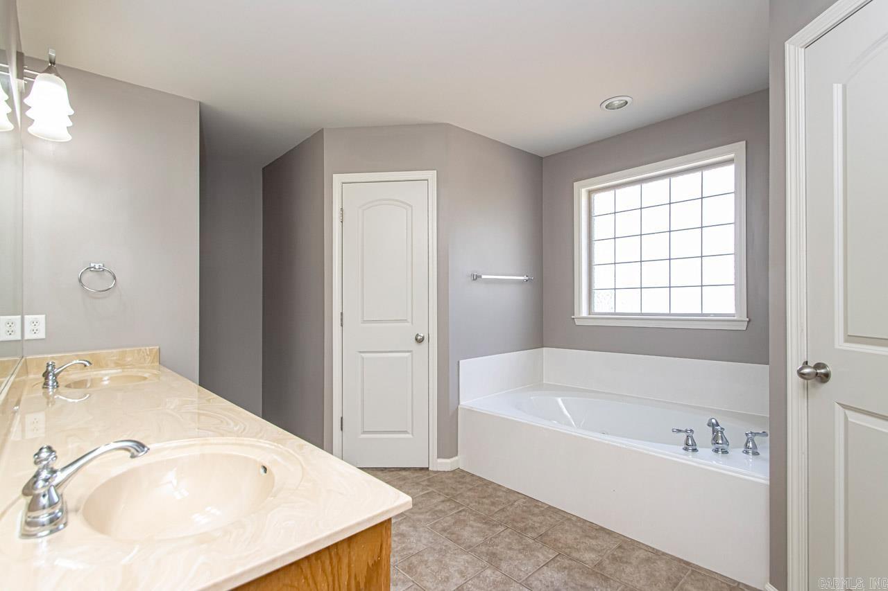 HERITAGE FARM - Residential