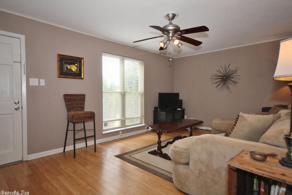 BEVERLY HILLS - Residential