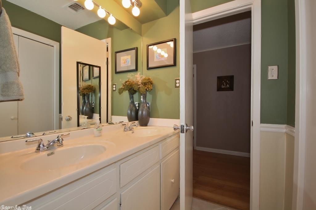 BEVERLY HILLS - Residential