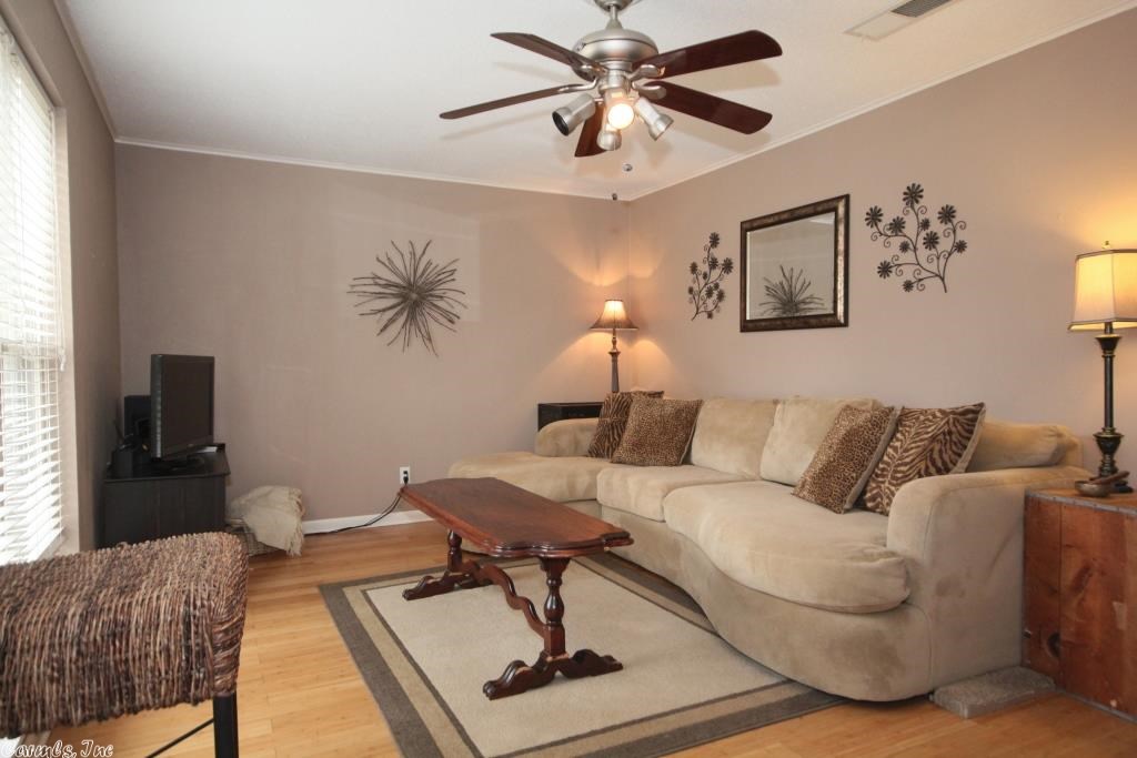 BEVERLY HILLS - Residential