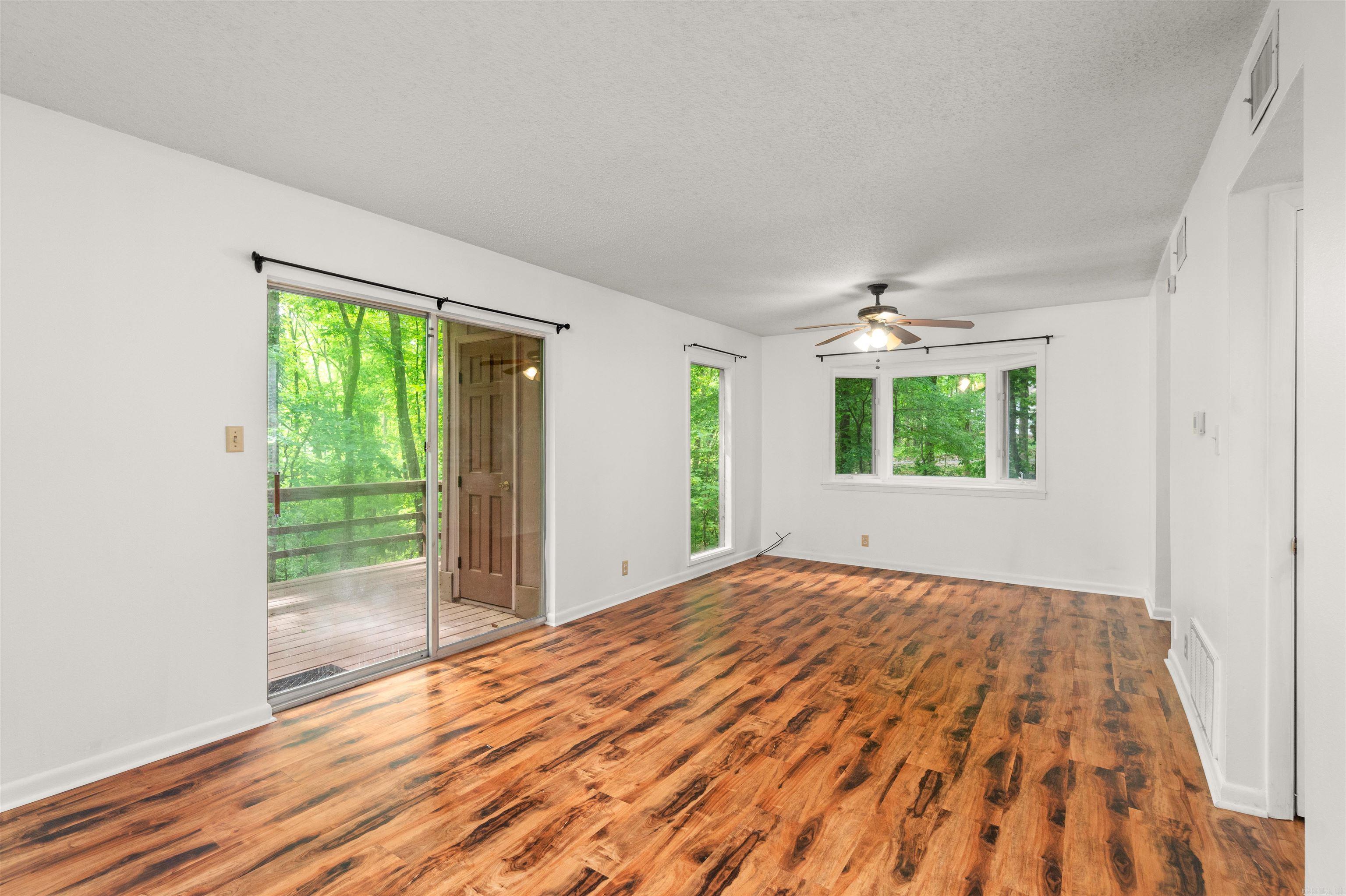 Desoto Courts Townhouse 1 - Residential