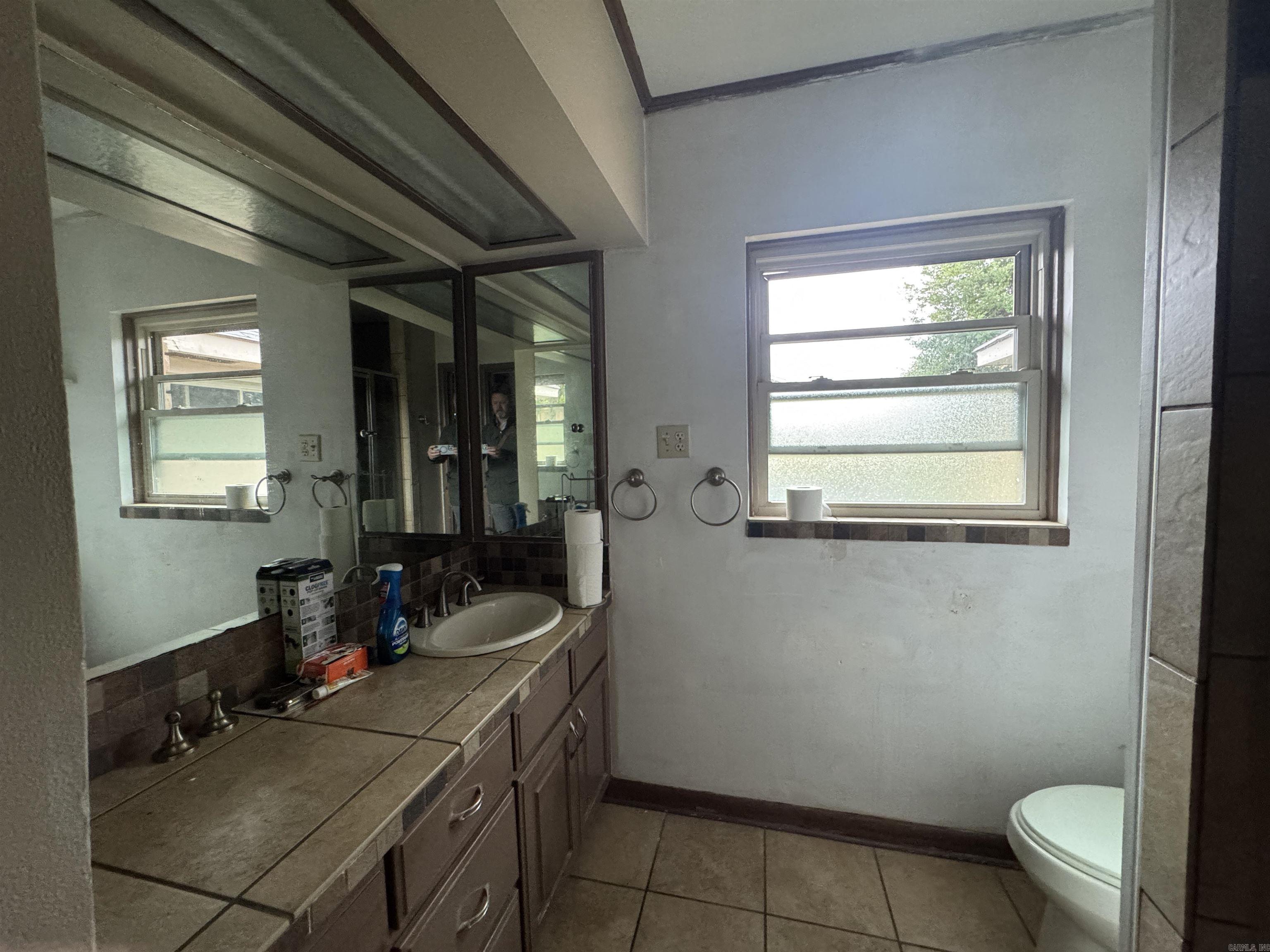 KINGWOOD PLACE - Residential