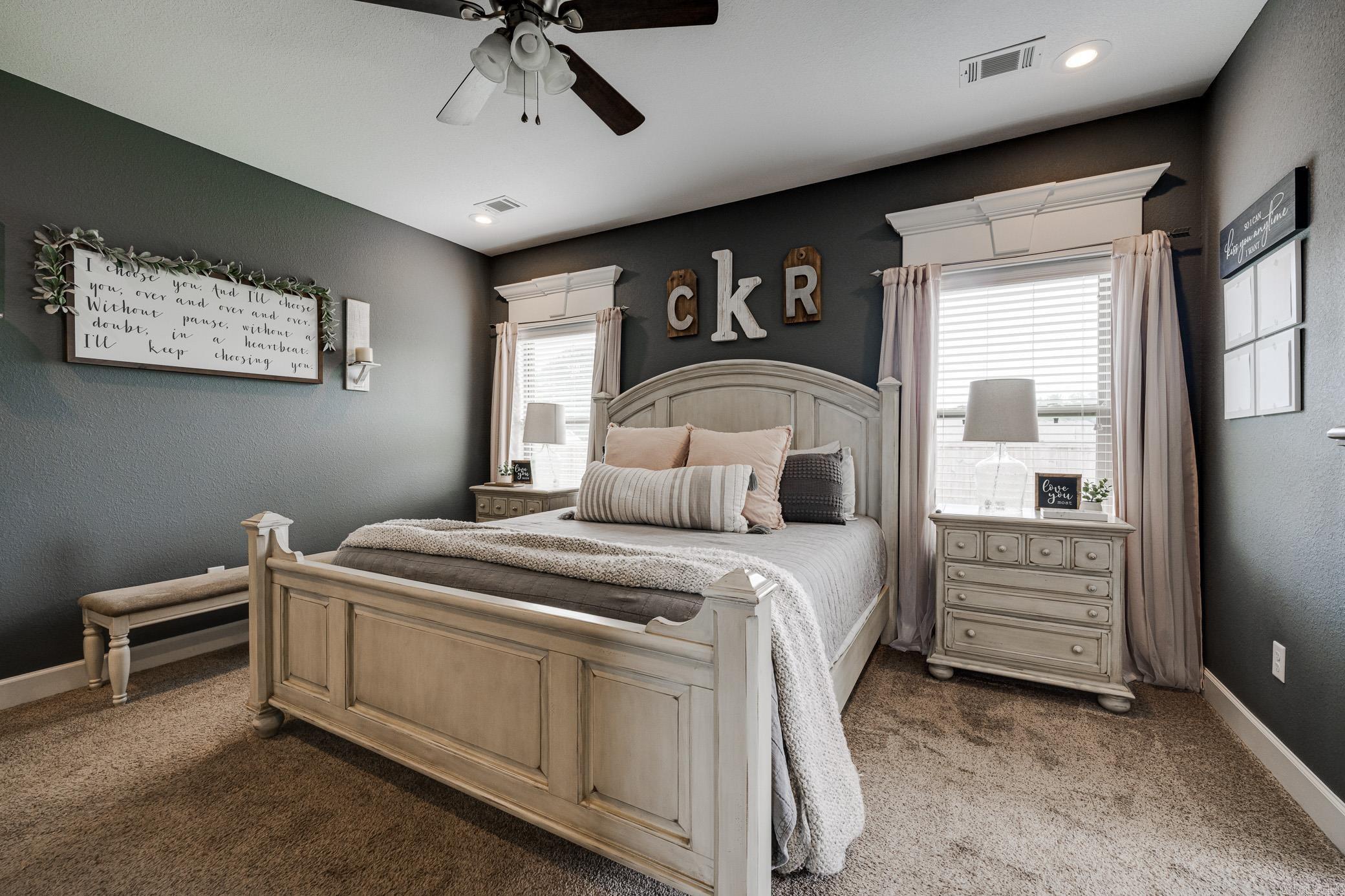 HILL COUNTRY EST - Residential