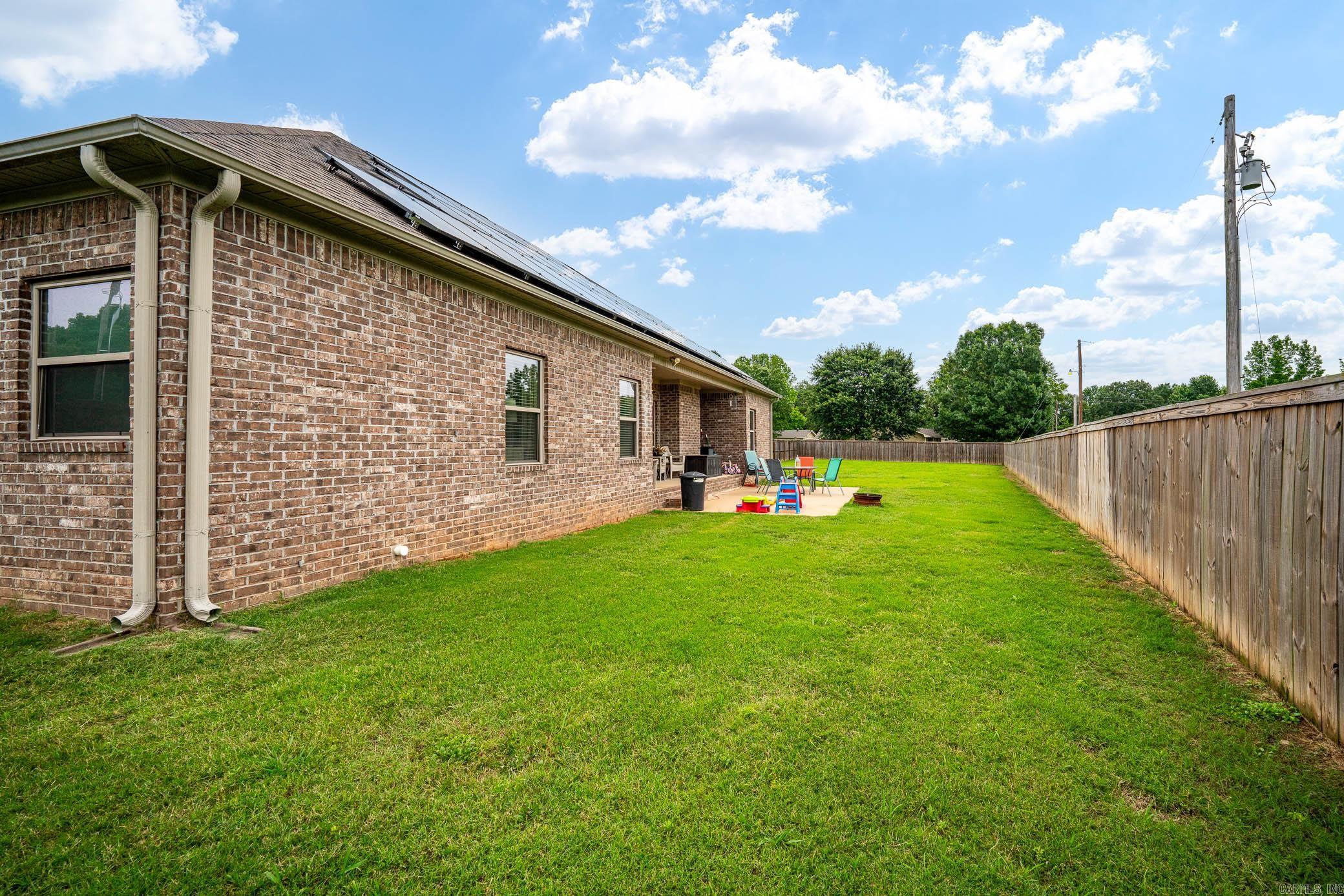 HILL COUNTRY EST - Residential