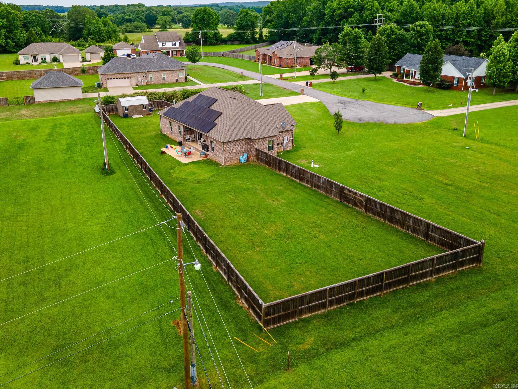 HILL COUNTRY EST - Residential