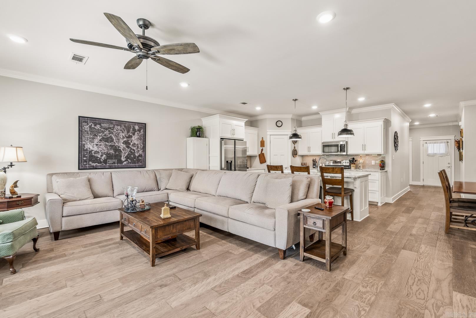 CARNAHAN VILLAGE SUB - Residential