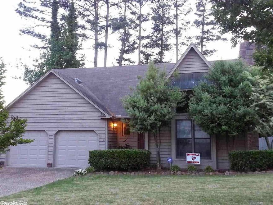 Beautiful 2020 sqft home in friendly Maumelle neighborhood! GR w/cathedral ceiling & built in bookshelves. 2 story entry w/skylight. MBR down w/2 walk in closets & bath. 2 lg BRs upstairs w/lg closets. Fully fenced by w/deck that spans entire house w/built in seating & access from MBR, Formal DR & eat in kit w/beautiful wood detail on ceiling. UPDATES/NEW: AC/Heat units inside & out, new water heater, renovated upstairs bath, garage door, 1/2 bath sink, interior paint. You should definitely see this one!