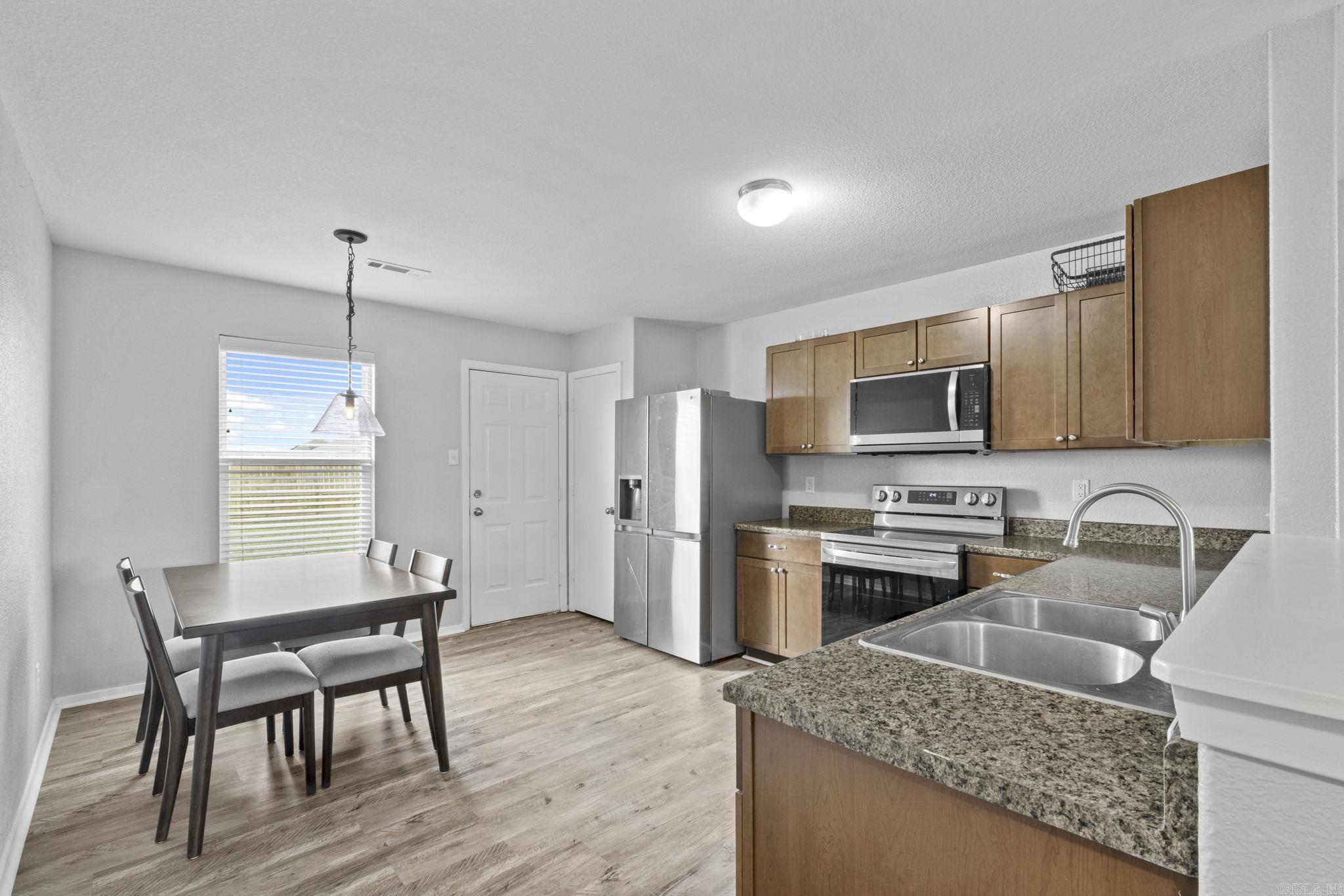 FAULKNER CROSSING - Residential