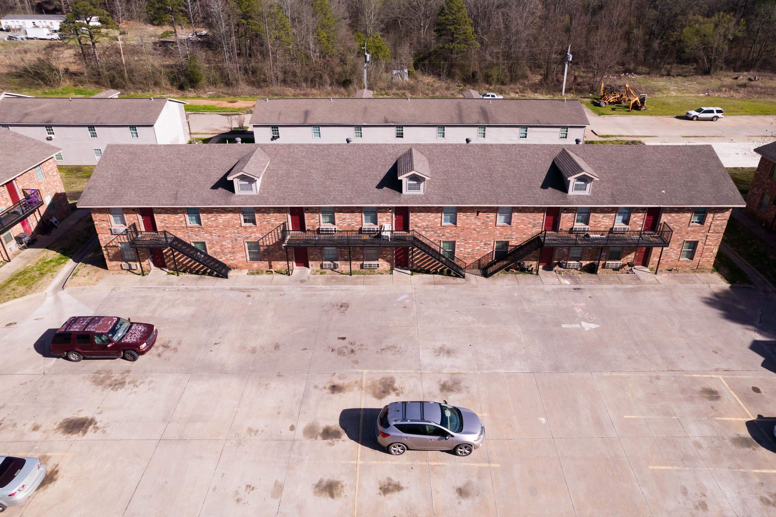 Queen Manor - Residential Income