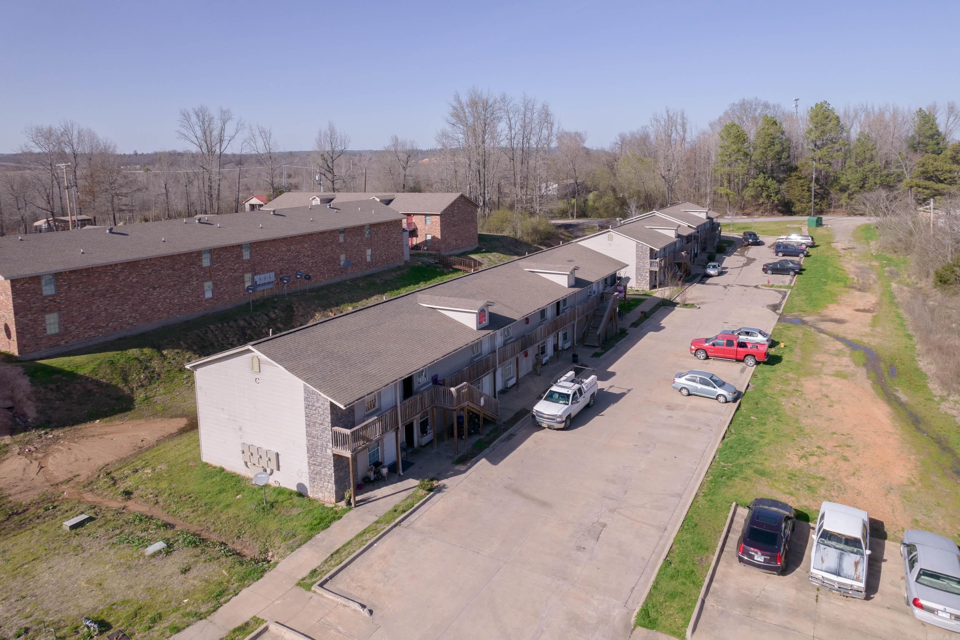 Queen Manor - Residential Income