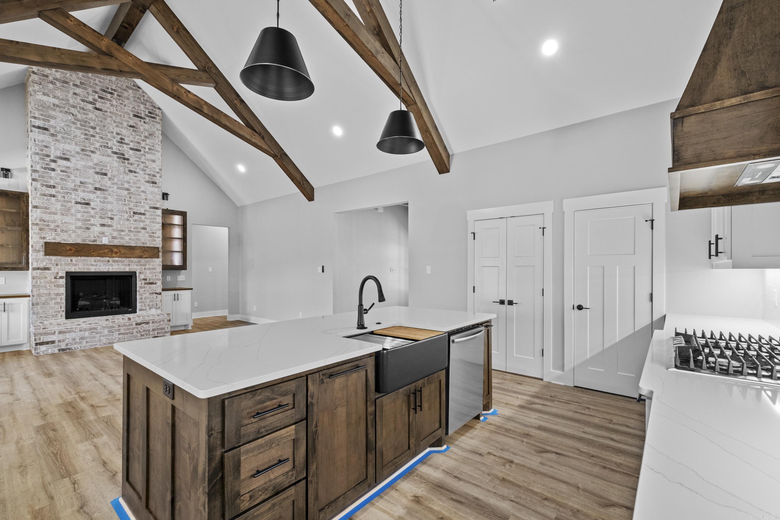 GREYSTONE - Residential