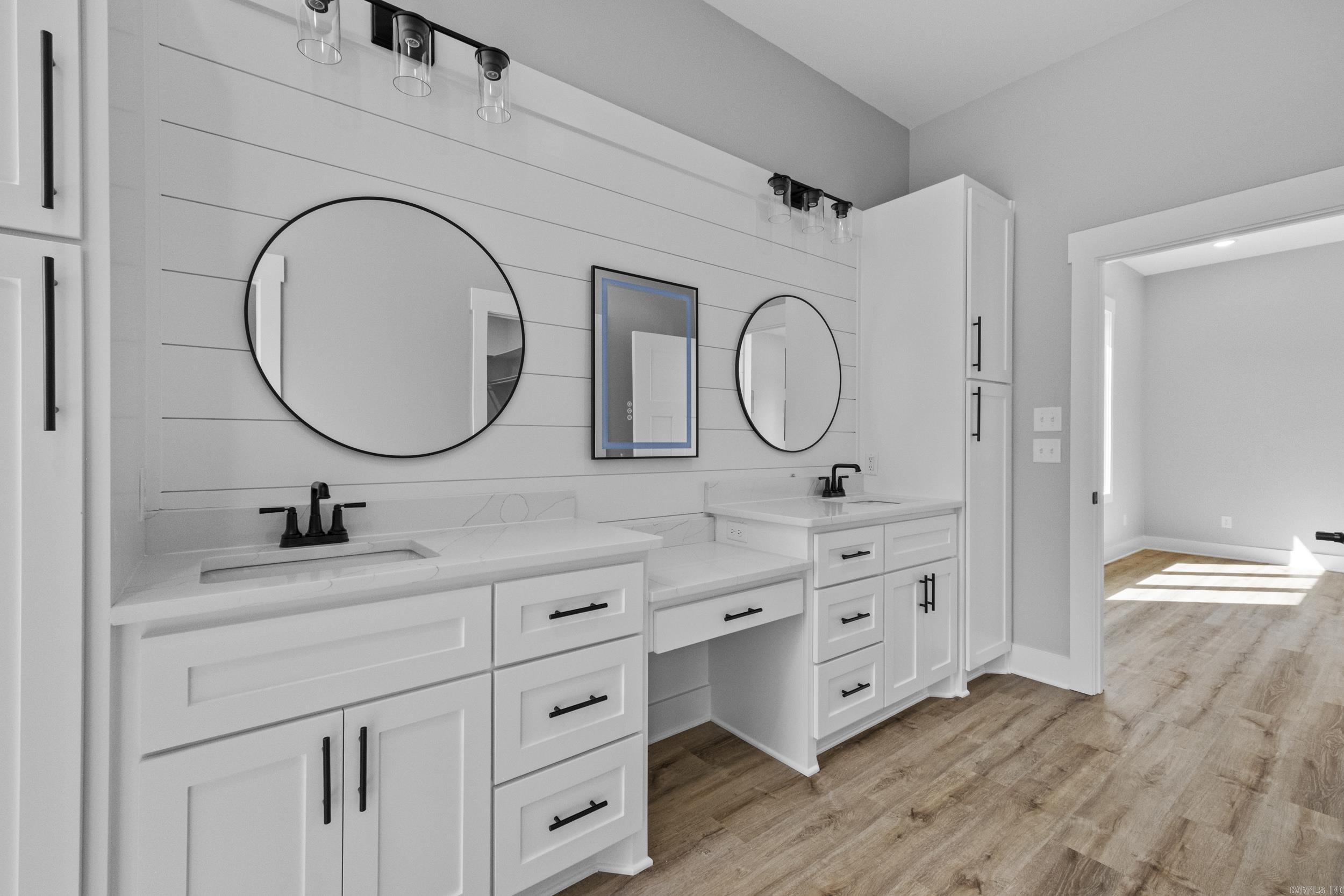 GREYSTONE - Residential