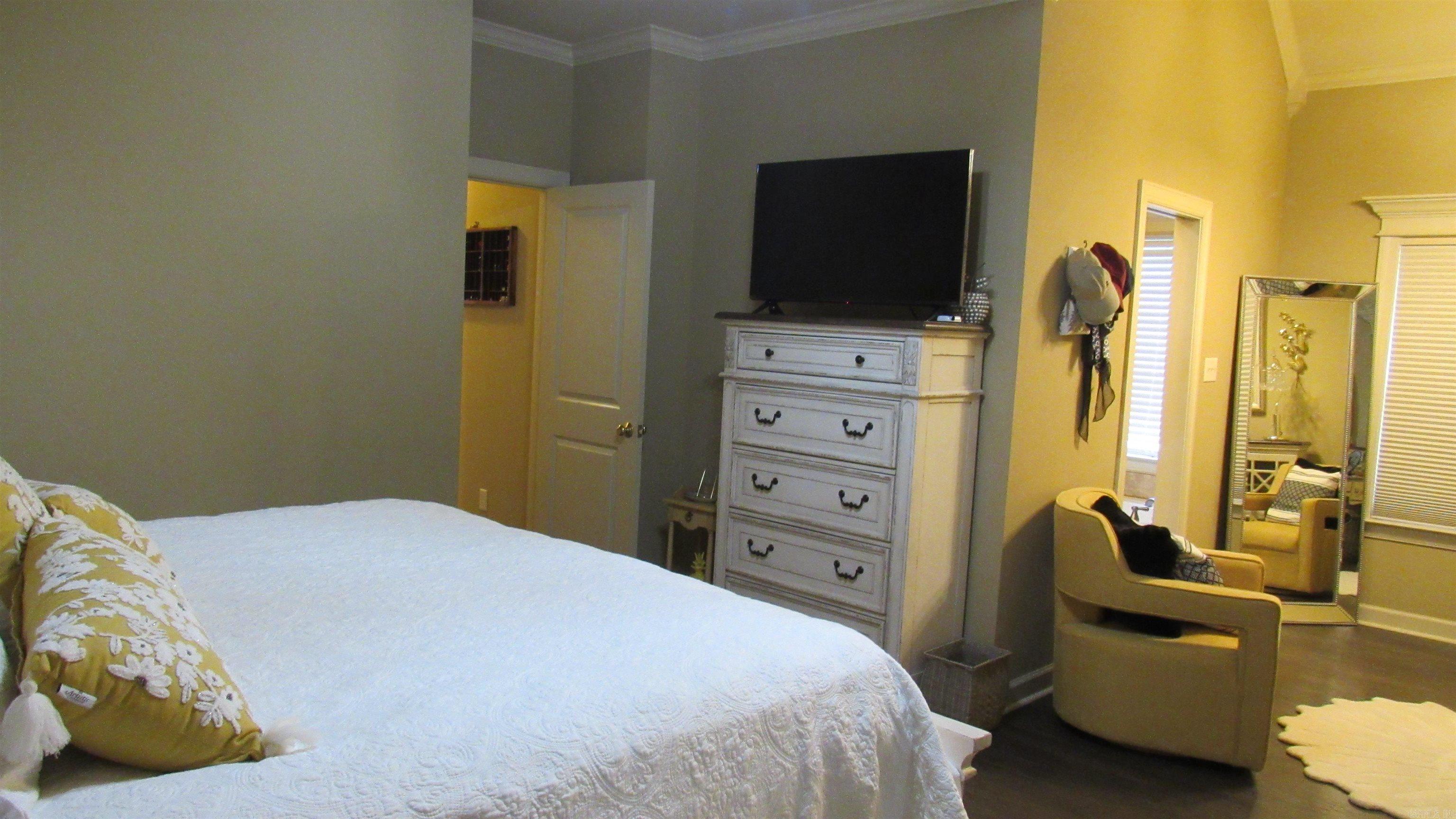 CRYSTALWOOD - Residential