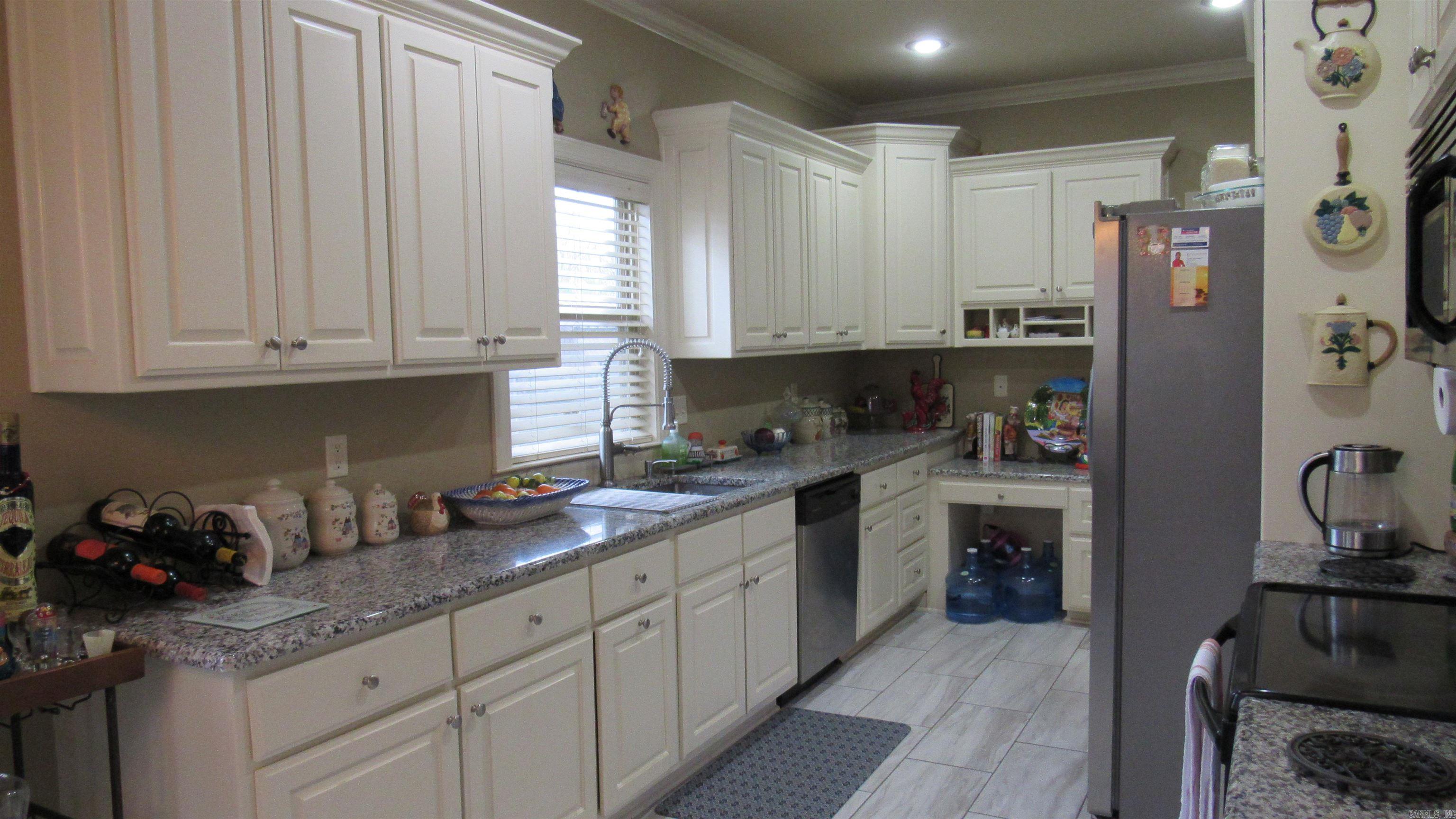 CRYSTALWOOD - Residential