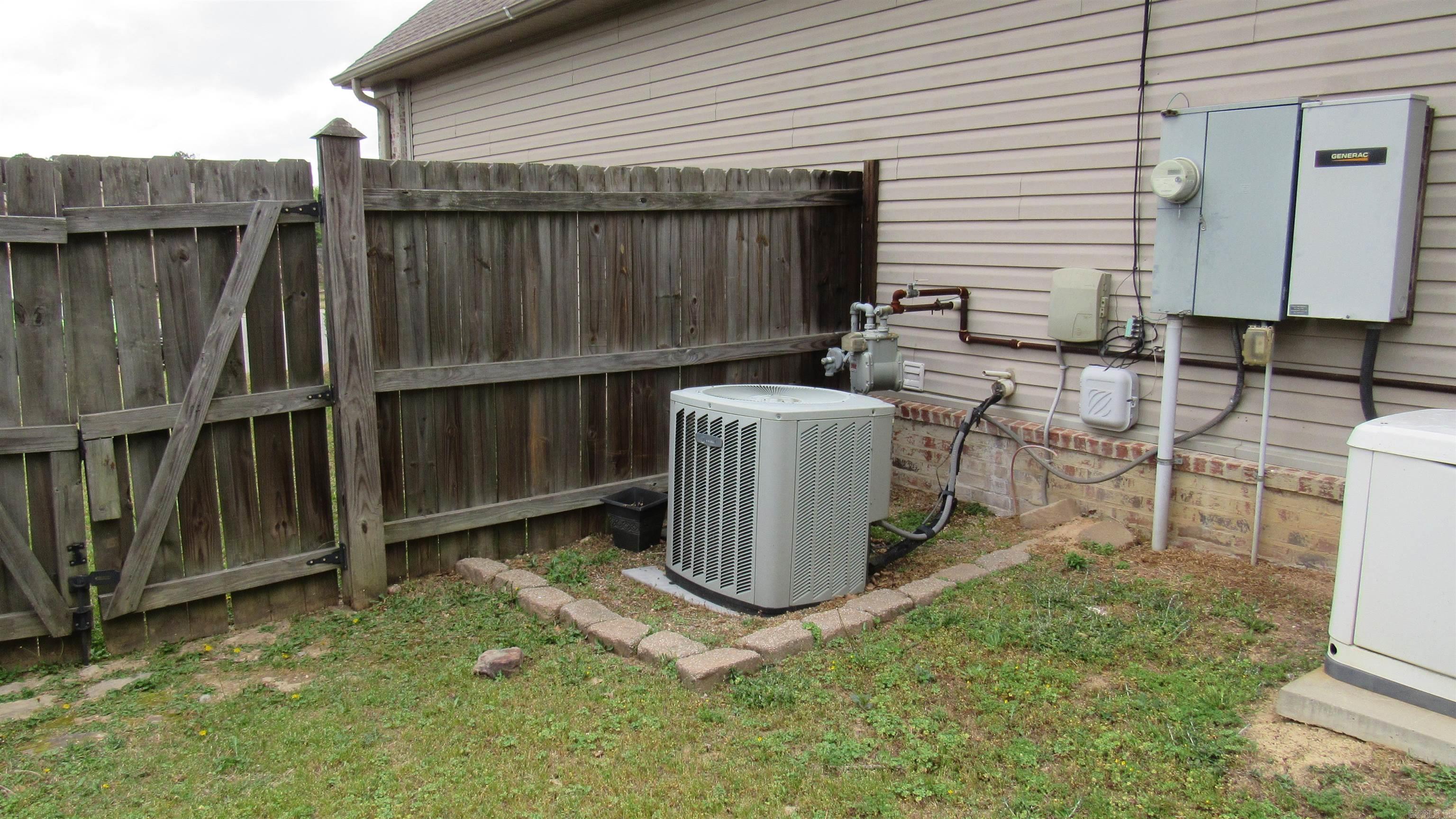 CRYSTALWOOD - Residential