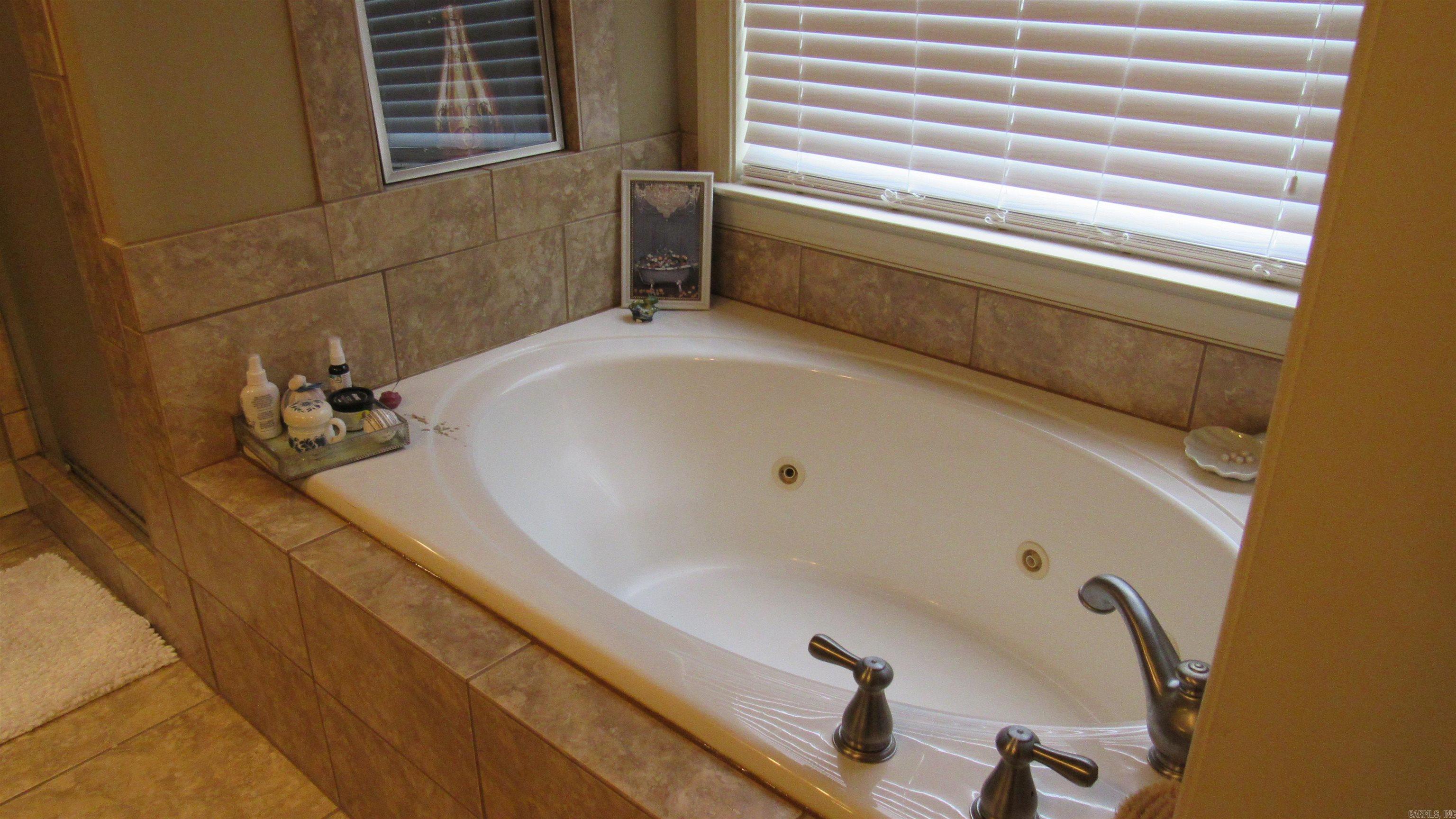 CRYSTALWOOD - Residential